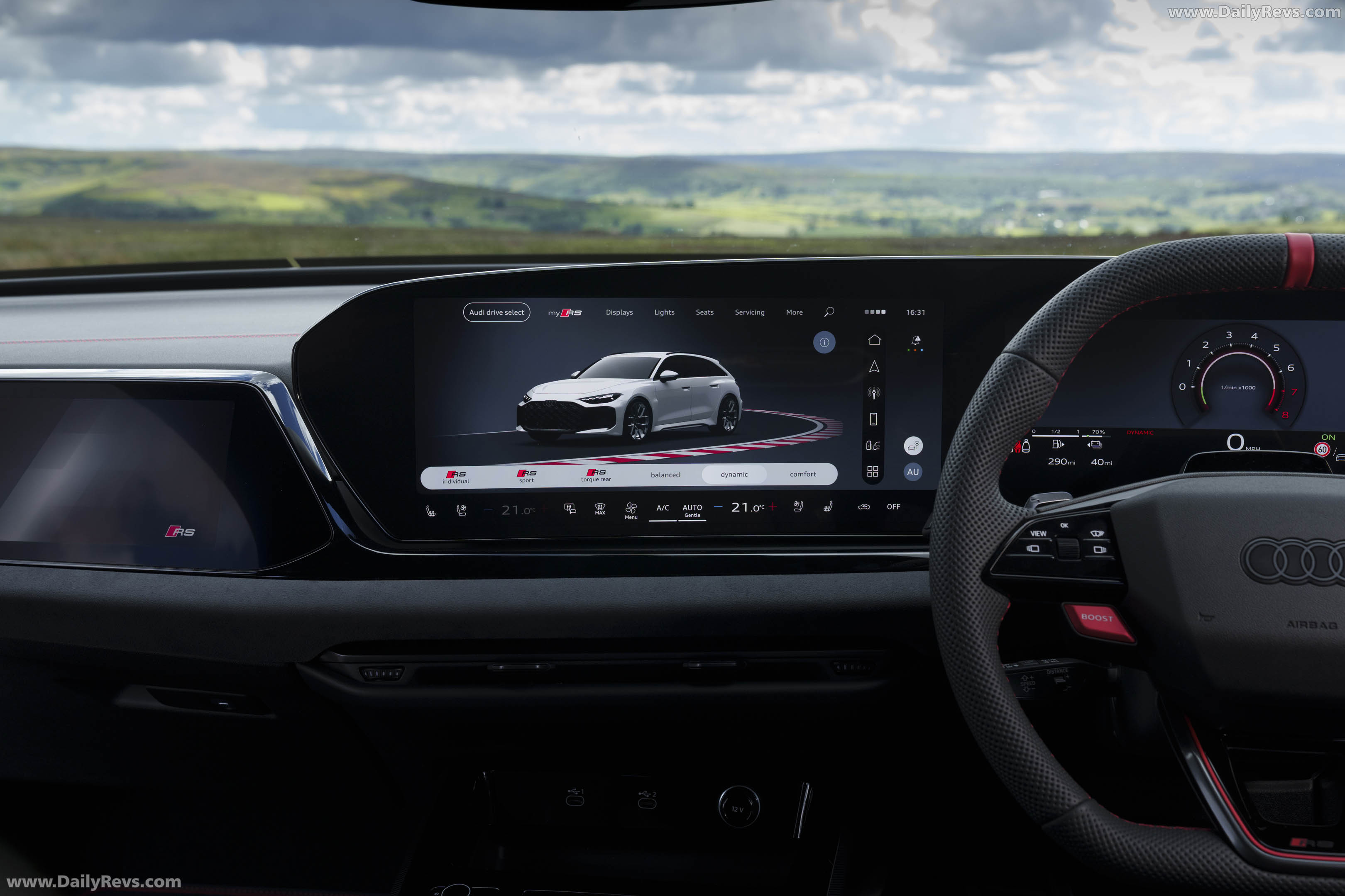 2027 Audi RS 5 Avant B10 UK Version Interior