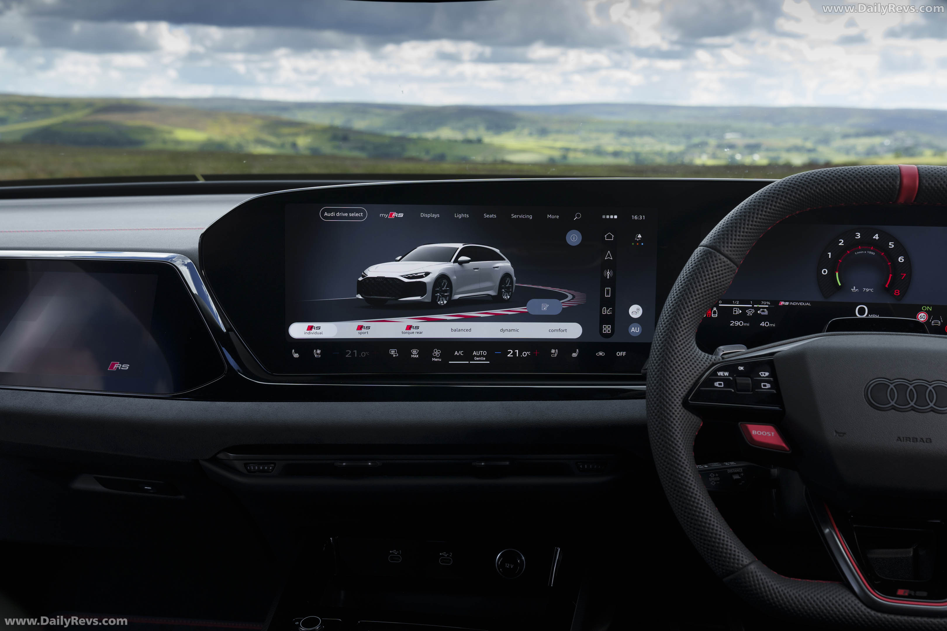 2027 Audi RS 5 Avant B10 UK Version Interior