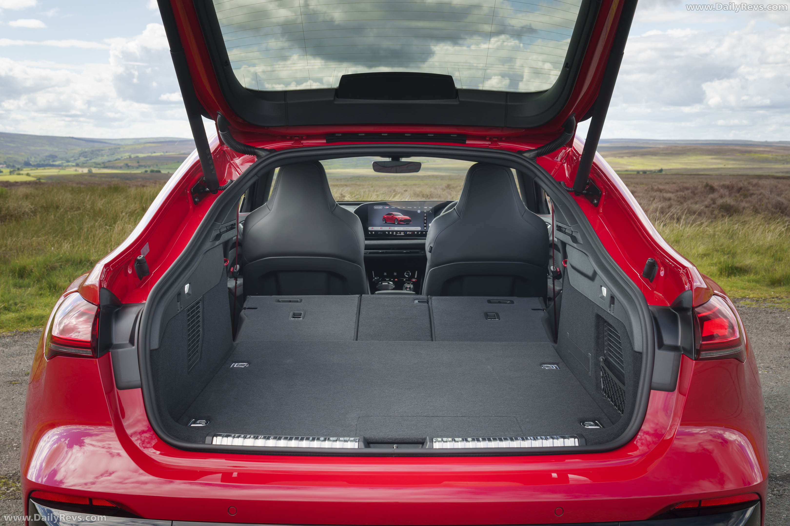 2027 Audi RS 5 Sedan B10 UK Version Interior