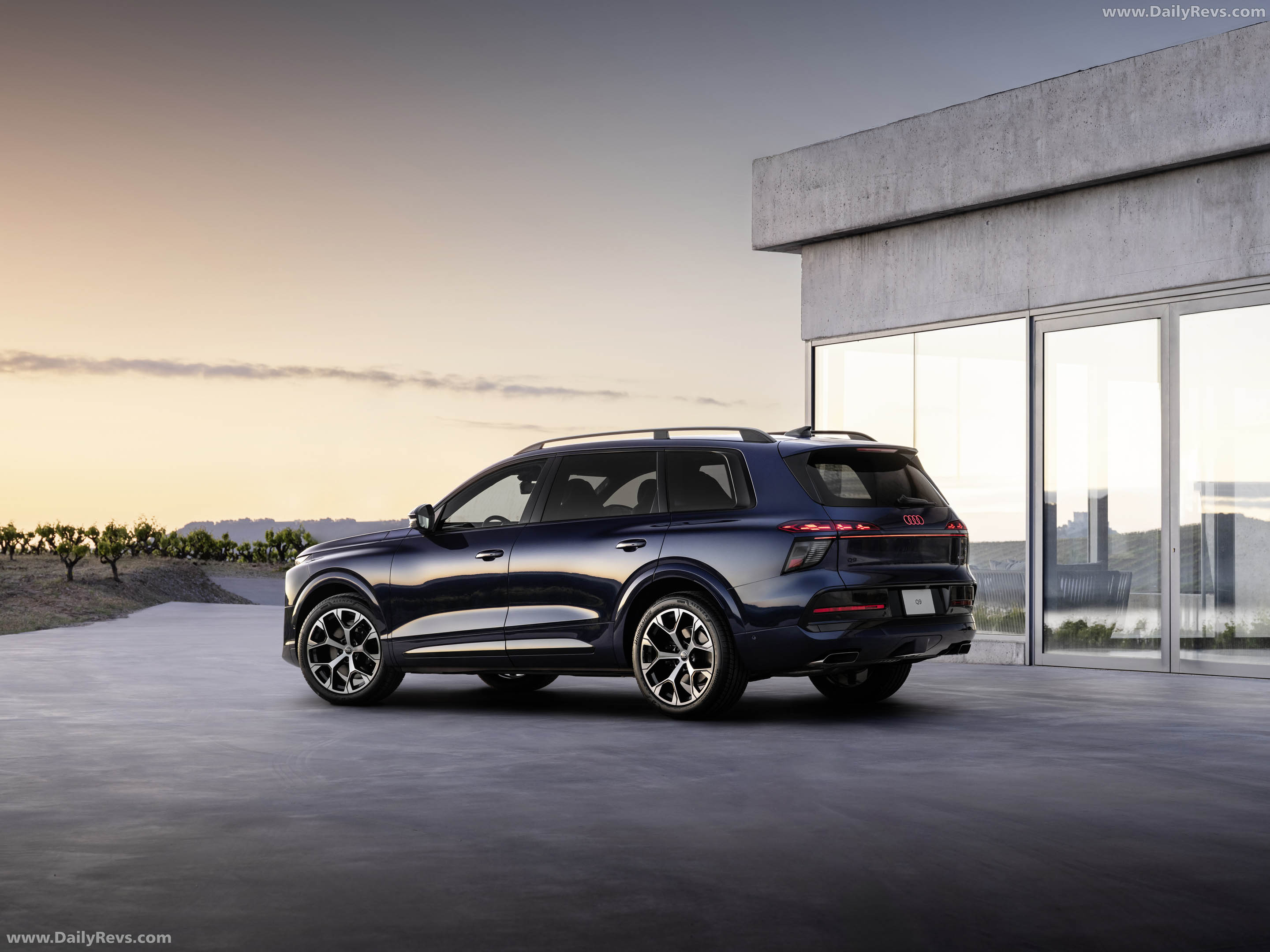 2027 Audi Q9 Rear View