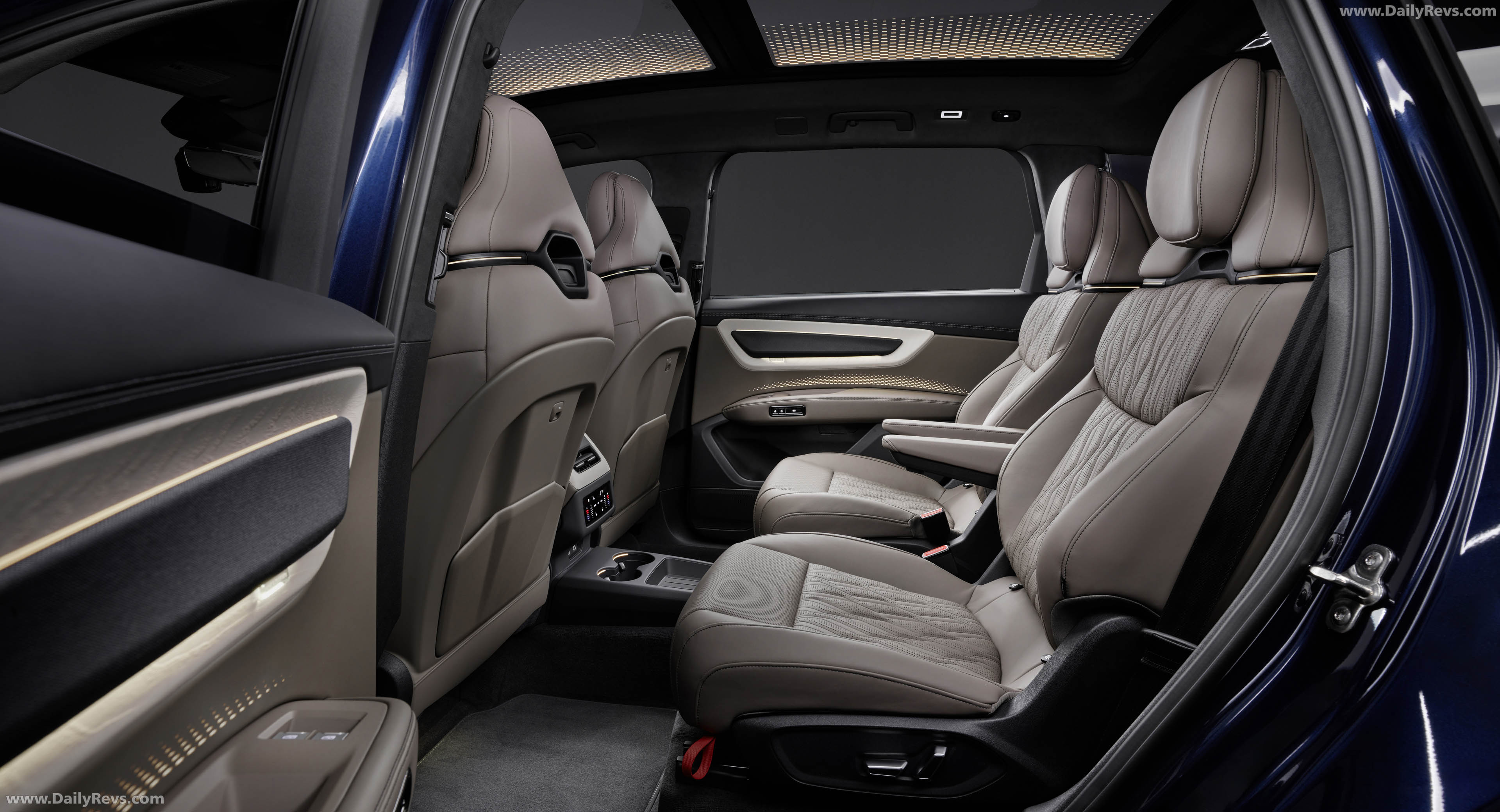2027 Audi Q9 Interior