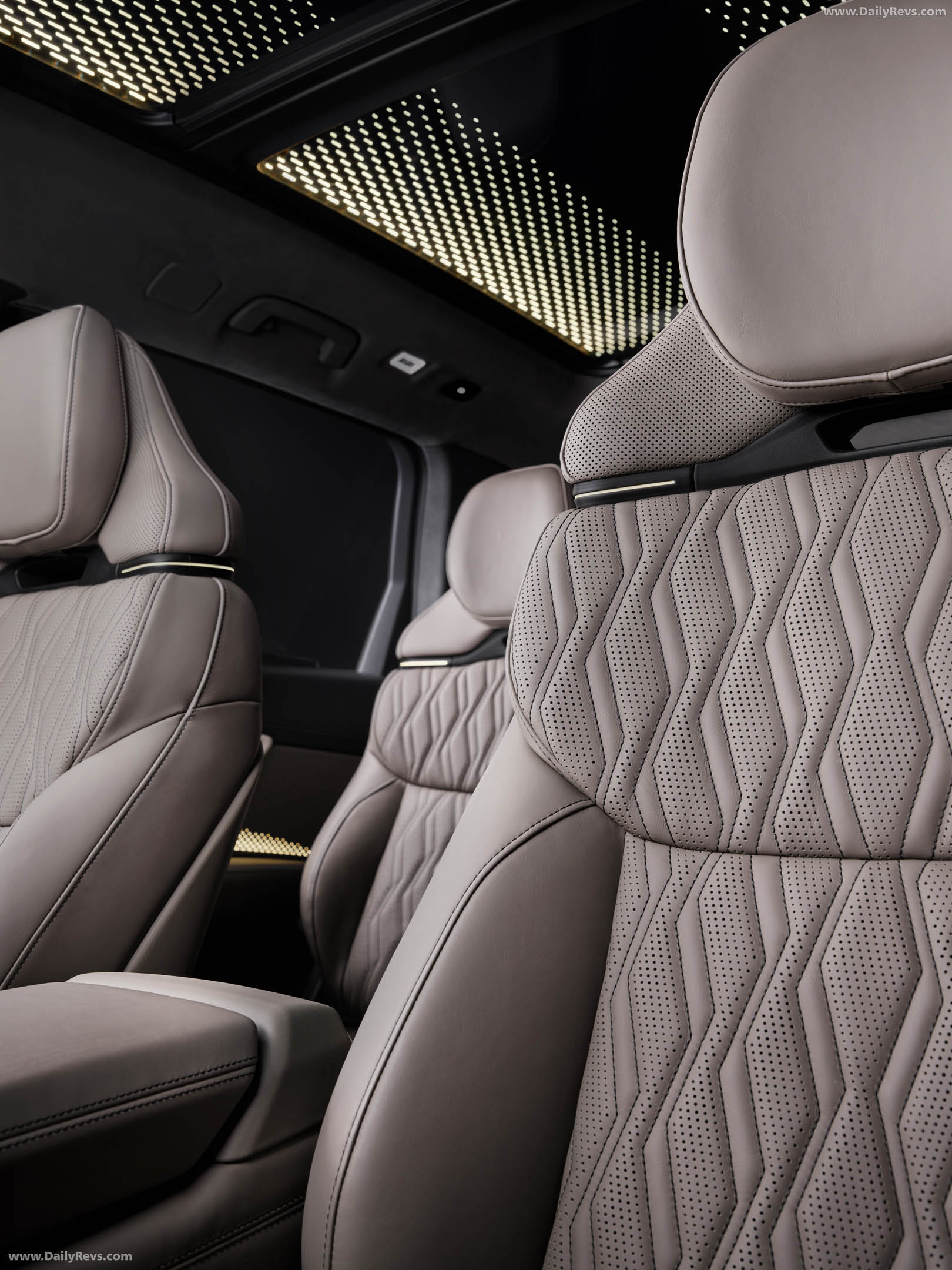 2027 Audi Q9 Interior