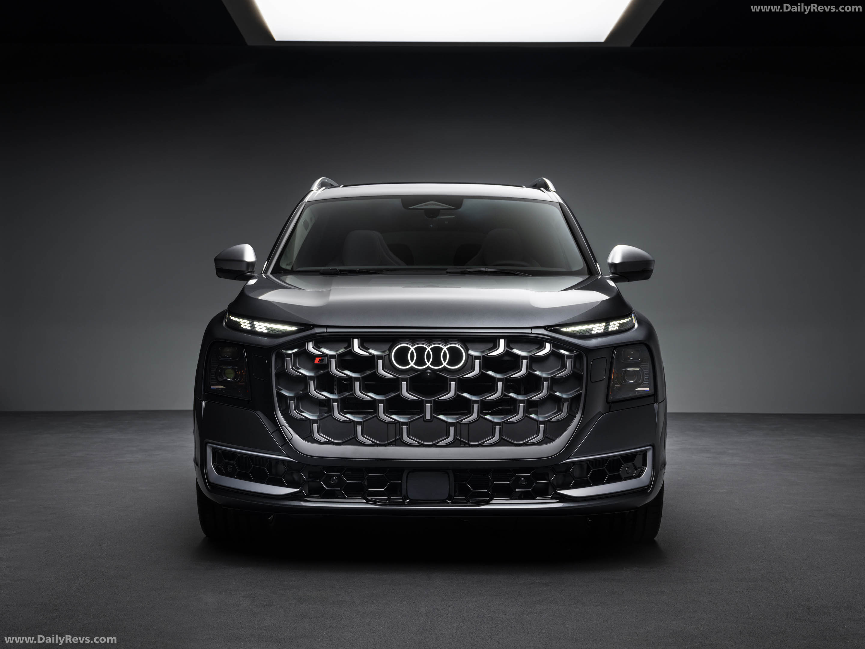2027 Audi SQ9 Front View
