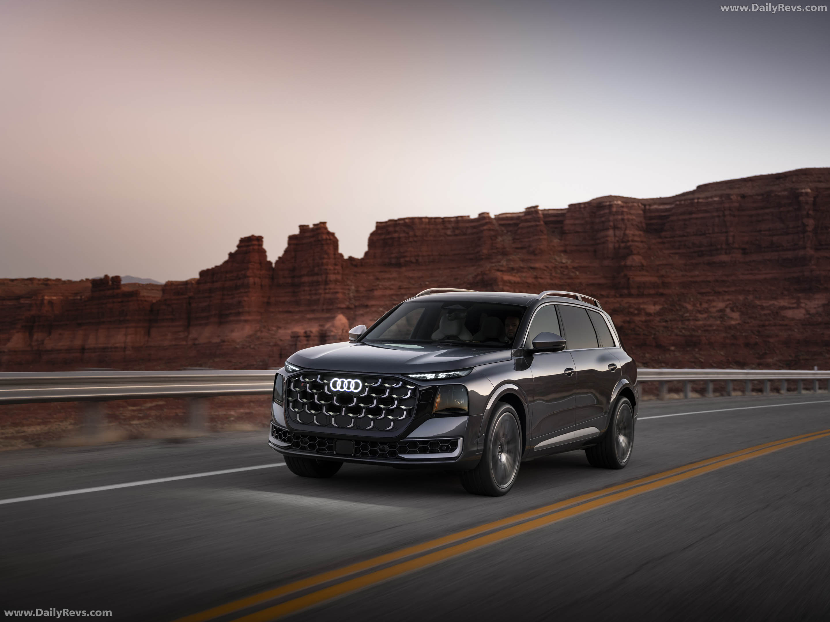 2027 Audi SQ9 Front View