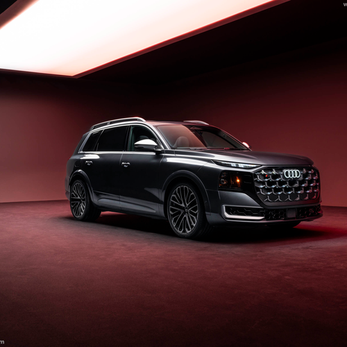 2027 Audi SQ9 Front View