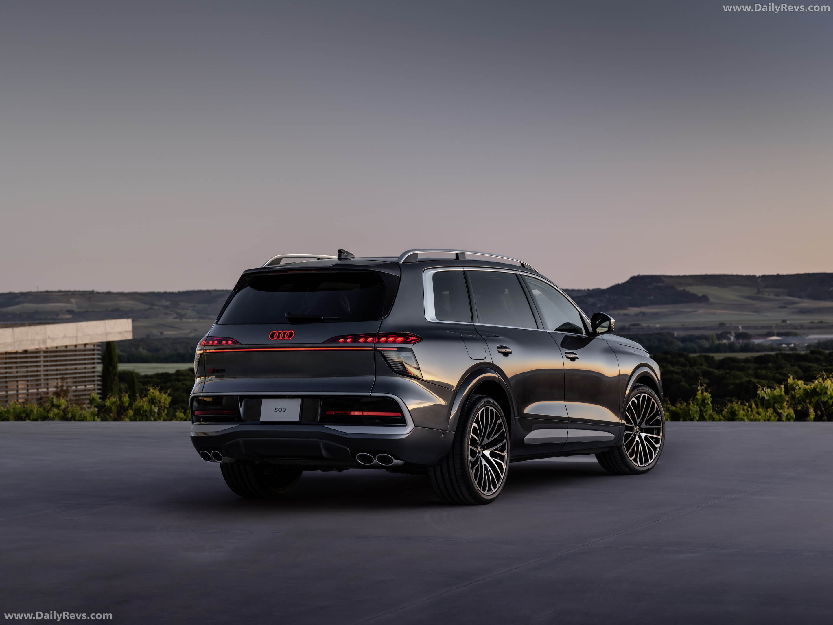 2027 Audi SQ9 Rear View