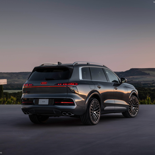 2027 Audi SQ9 Rear View