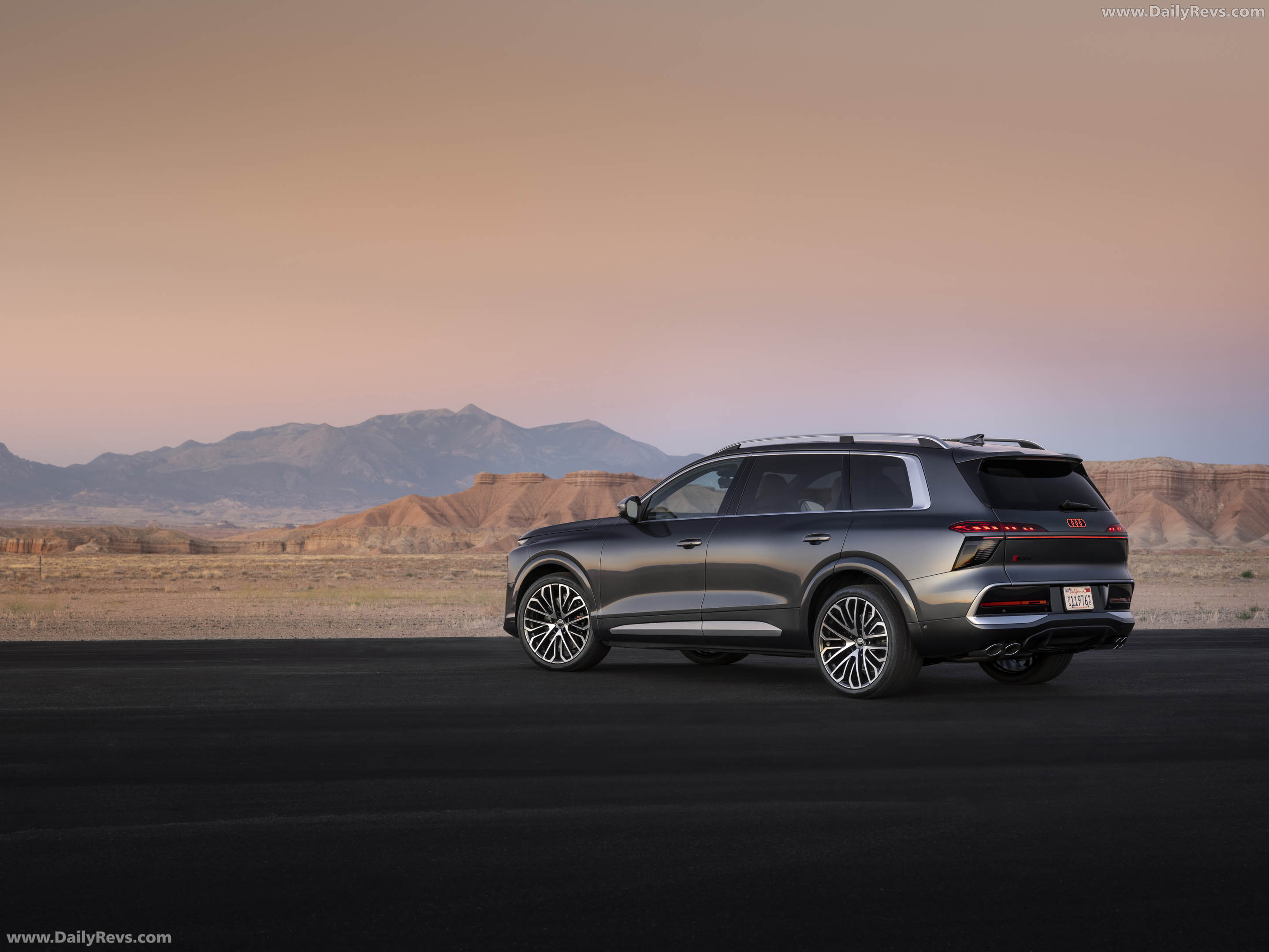 2027 Audi SQ9 Rear View