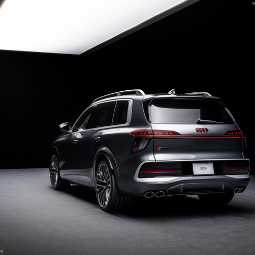 2027 Audi SQ9 Rear View