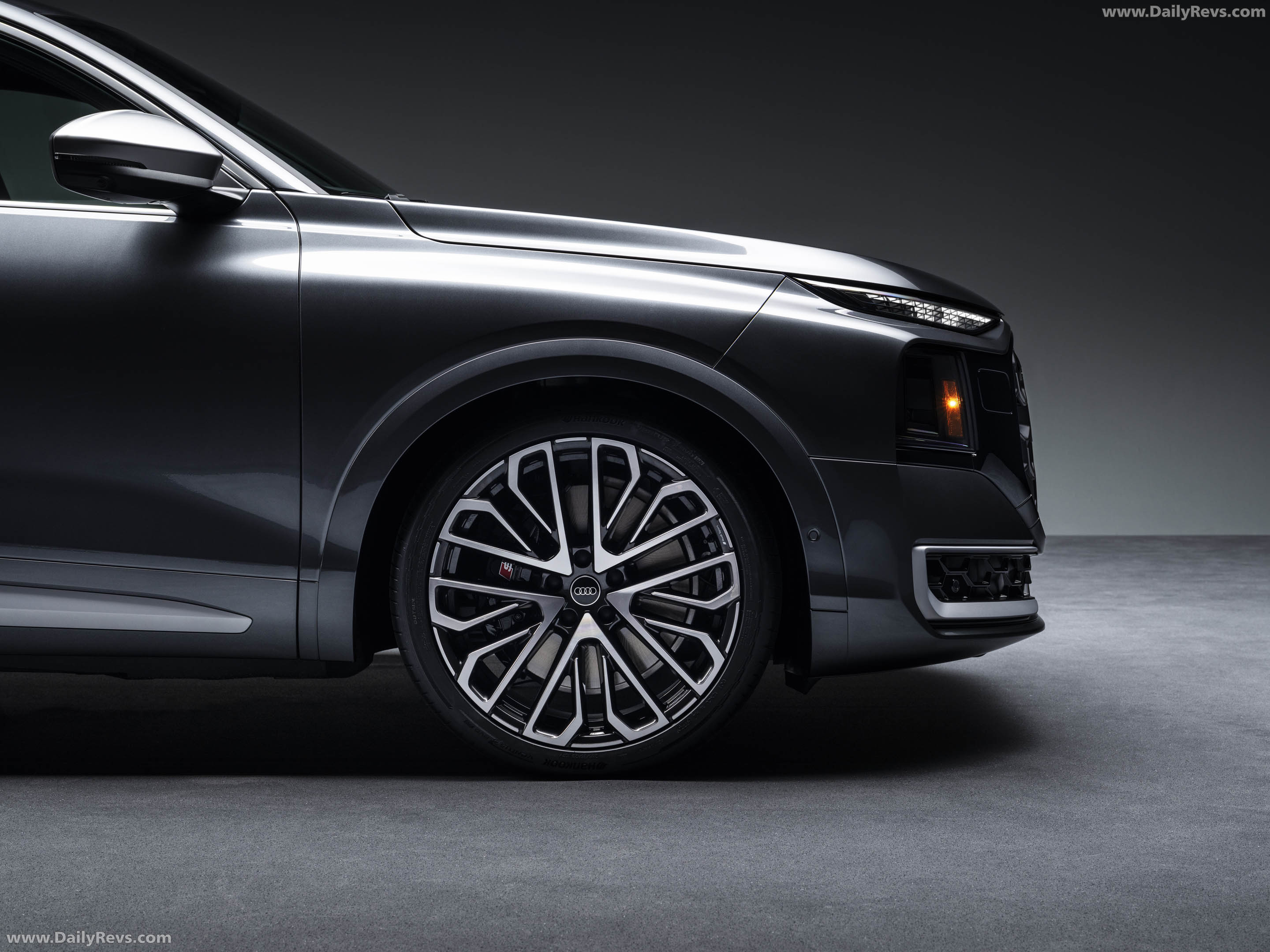 2027 Audi SQ9 Exterior