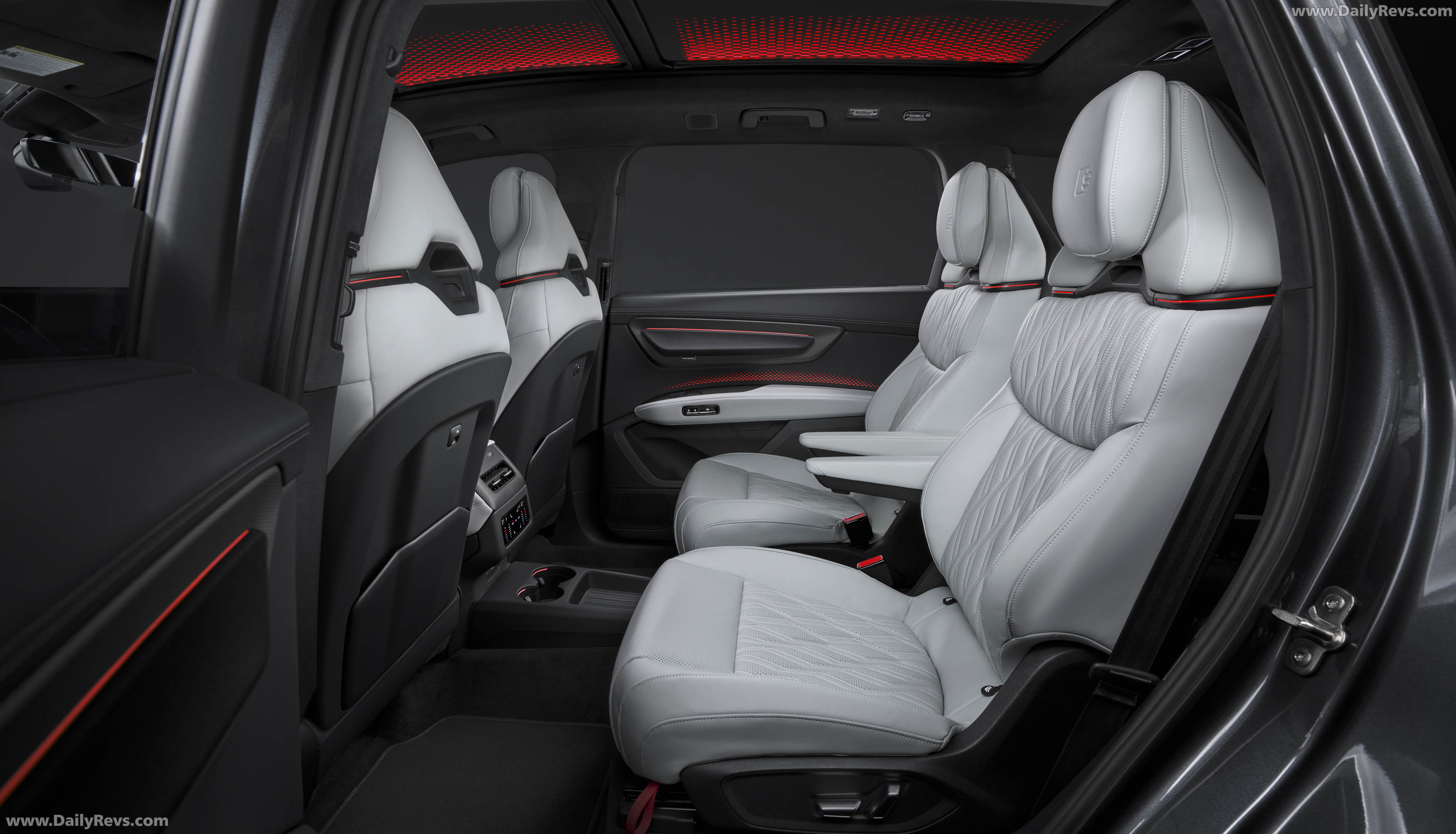 2027 Audi SQ9 Interior