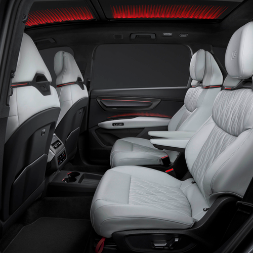 2027 Audi SQ9 Interior