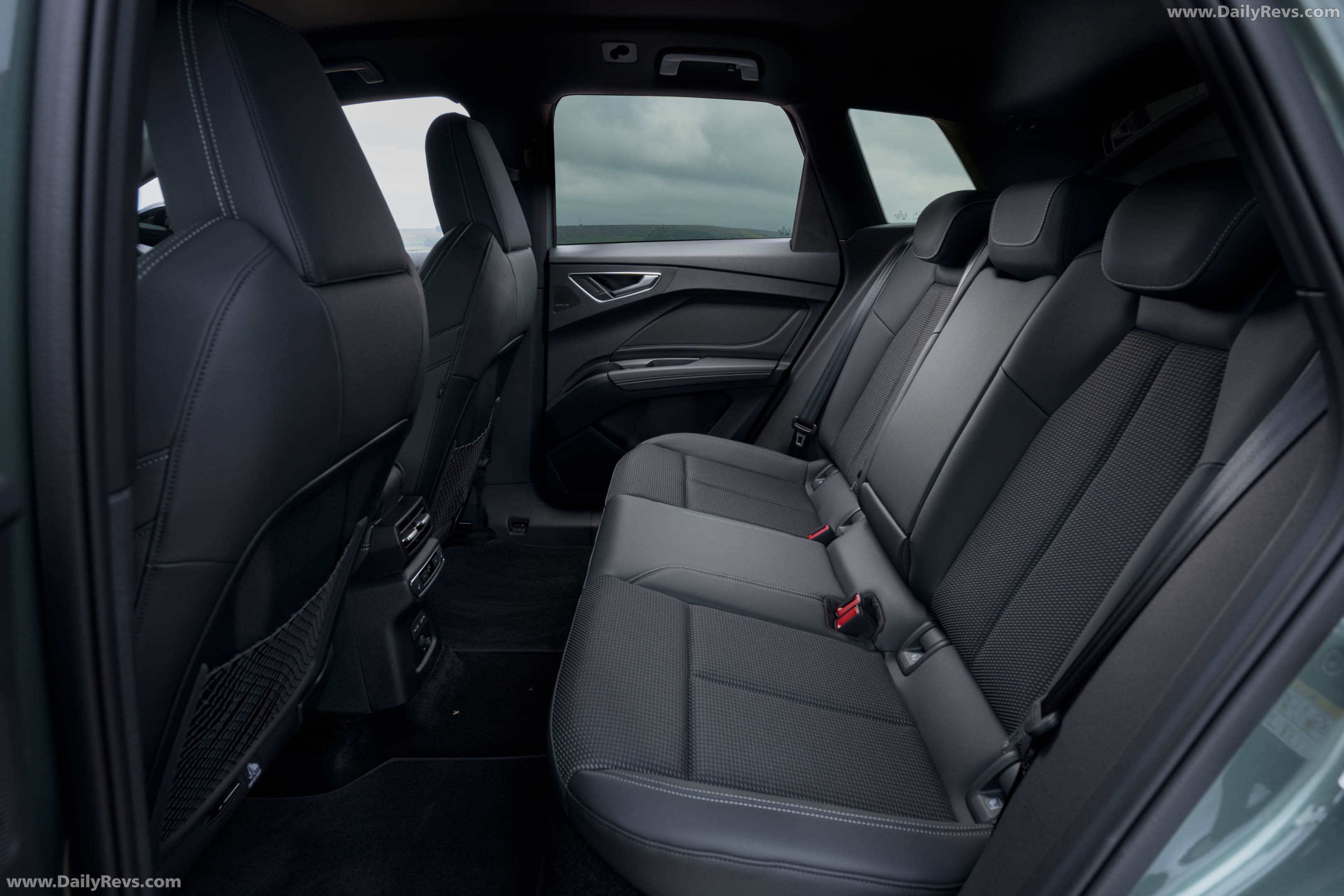 2027 Audi Q4 e-tron F4 UK Version Interior