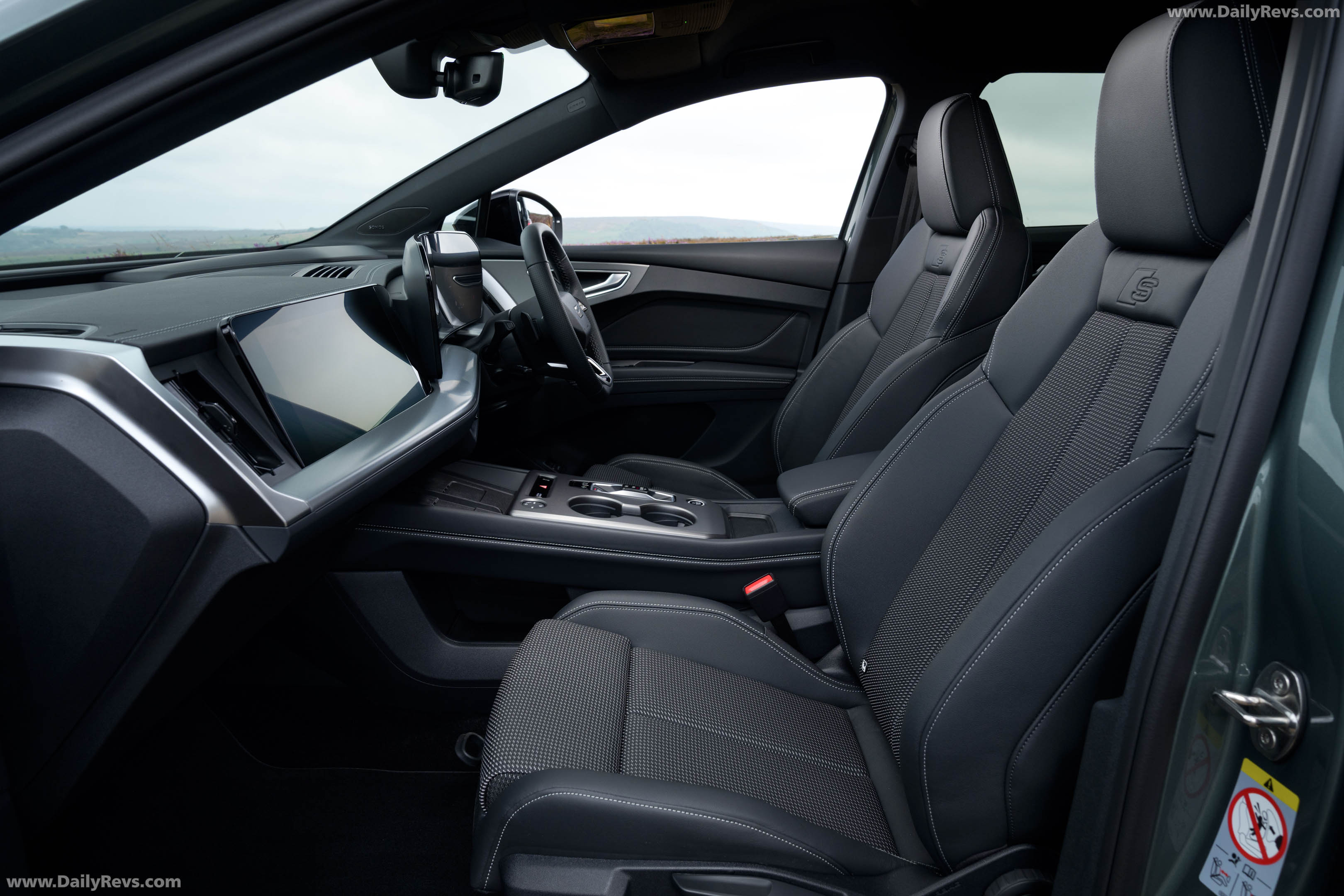 2027 Audi Q4 e-tron F4 UK Version Interior
