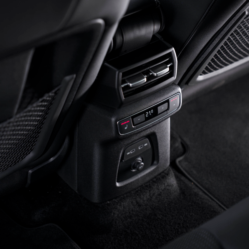 2027 Audi Q4 e-tron F4 UK Version Interior