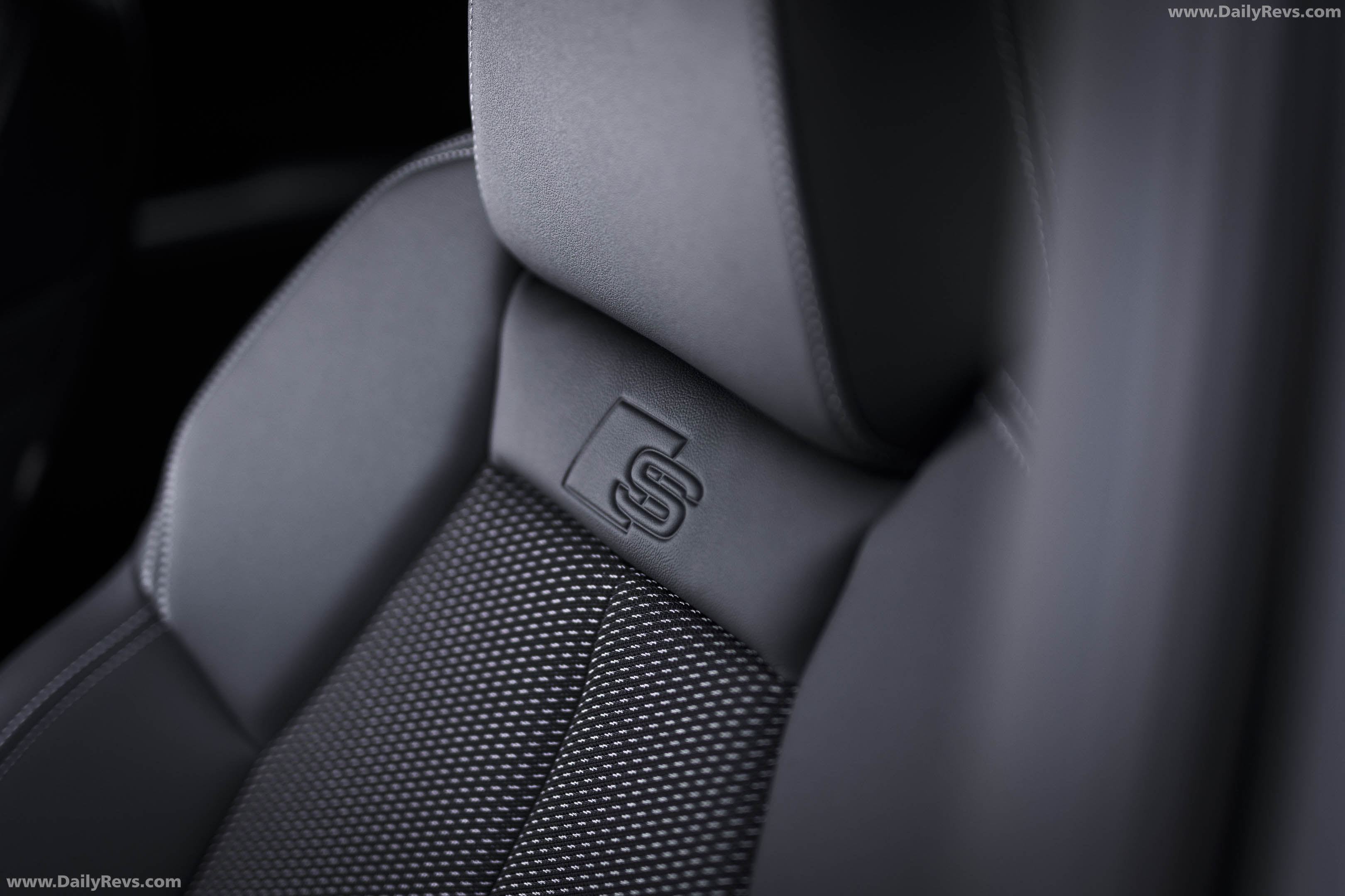 2027 Audi Q4 e-tron F4 UK Version Interior