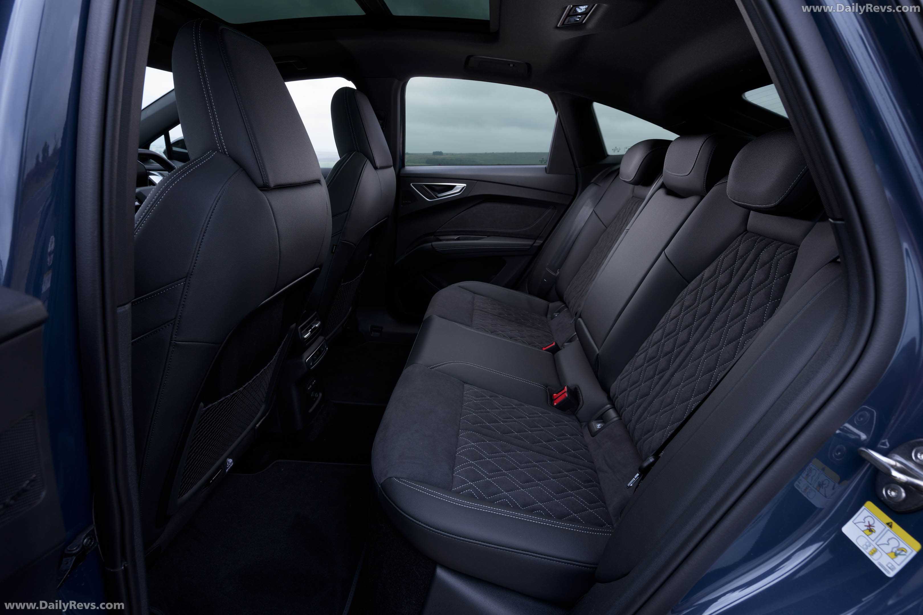 2027 Audi Q4 e-tron Sportback F4 UK Version Interior