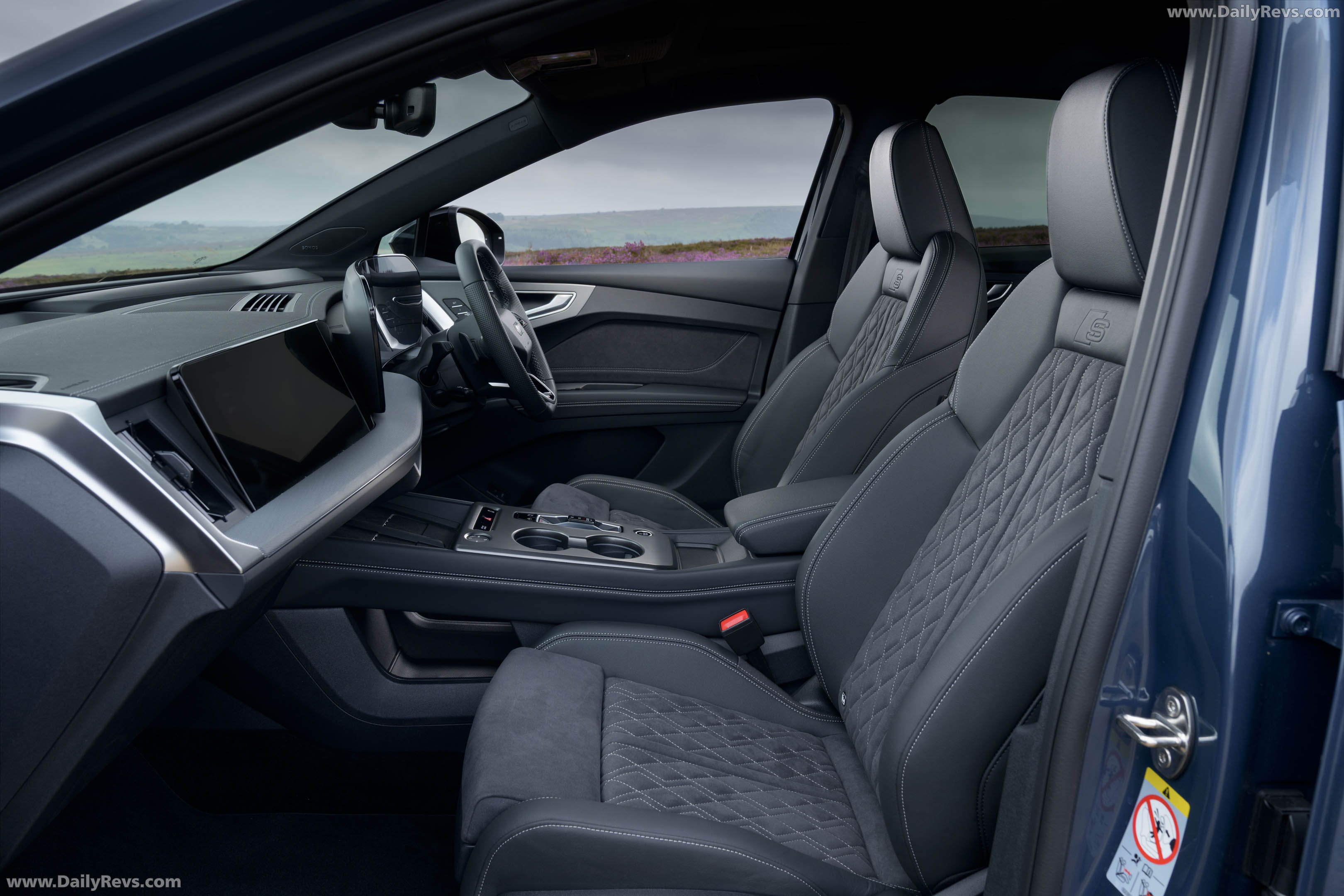 2027 Audi Q4 e-tron Sportback F4 UK Version Interior