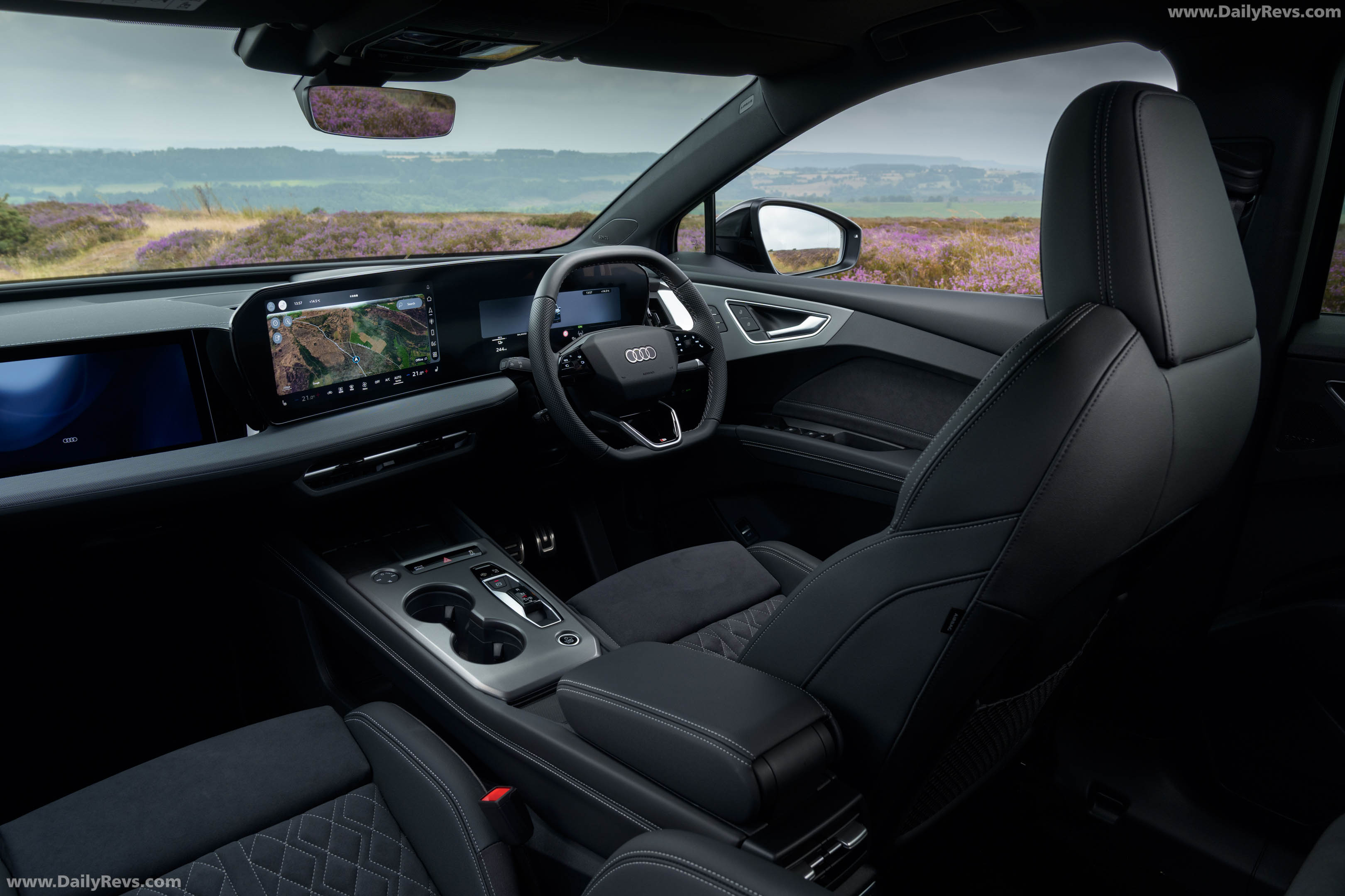2027 Audi Q4 e-tron Sportback F4 UK Version Interior