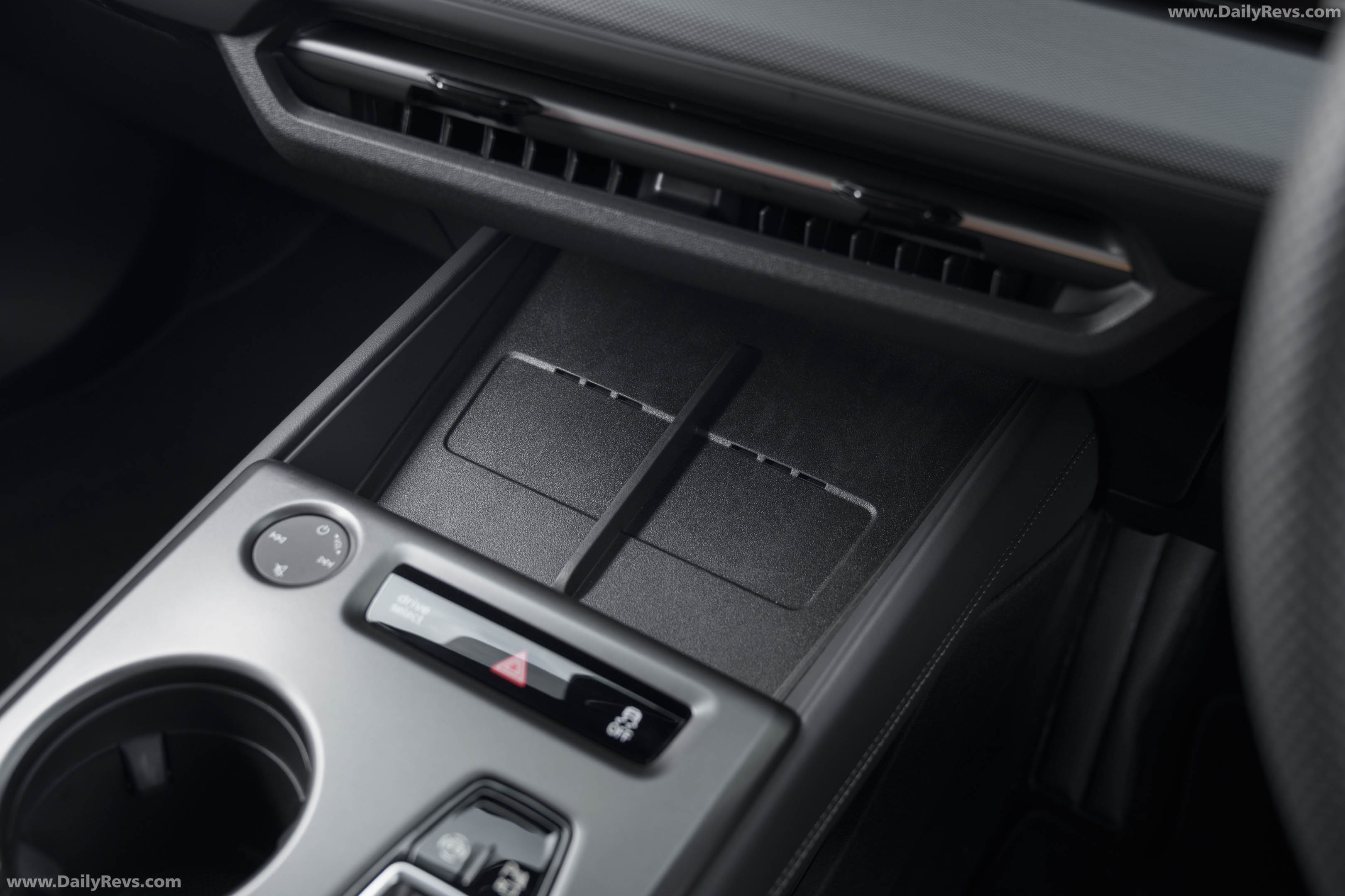2027 Audi Q4 e-tron Sportback F4 UK Version Interior