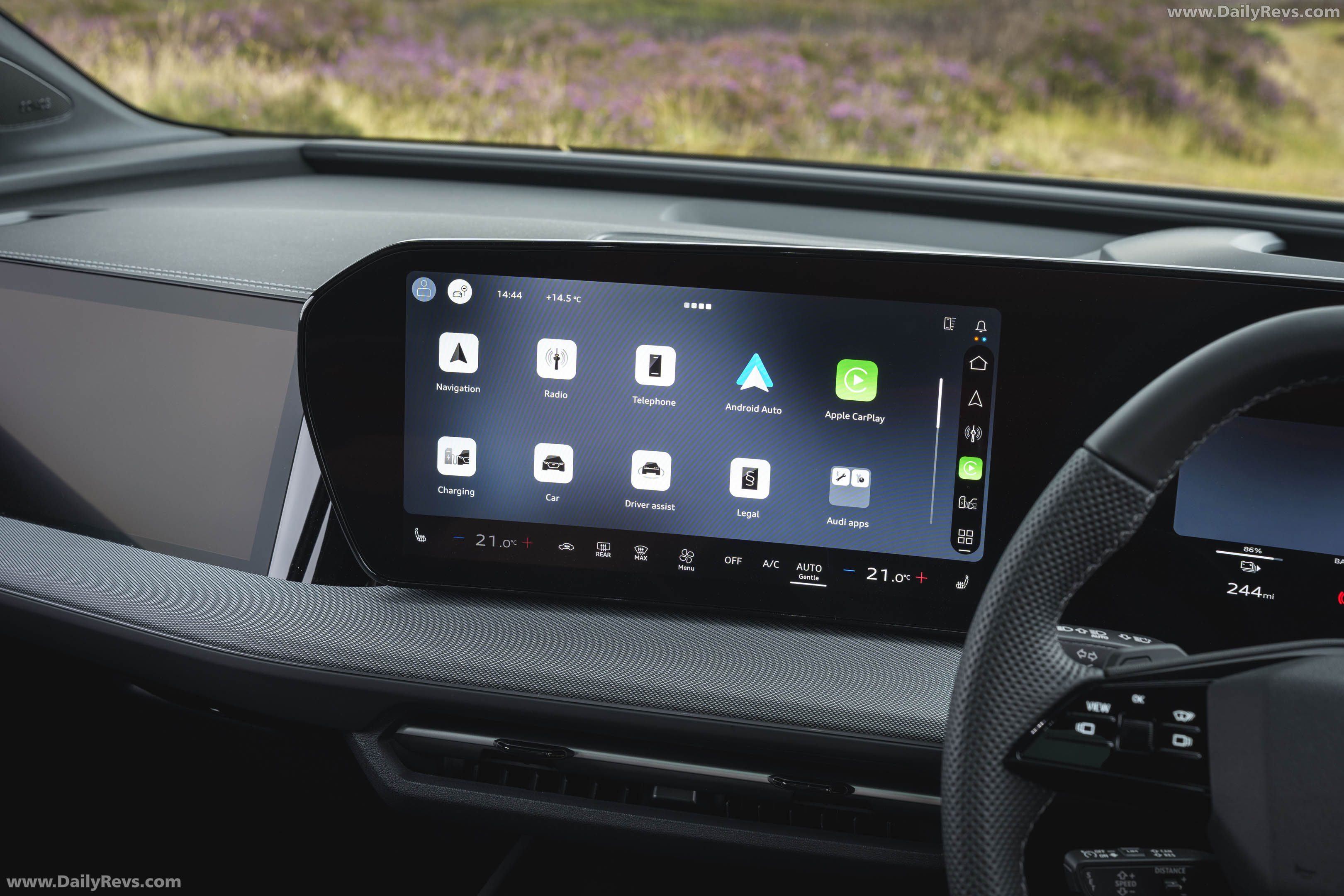 2027 Audi Q4 e-tron Sportback F4 UK Version Interior