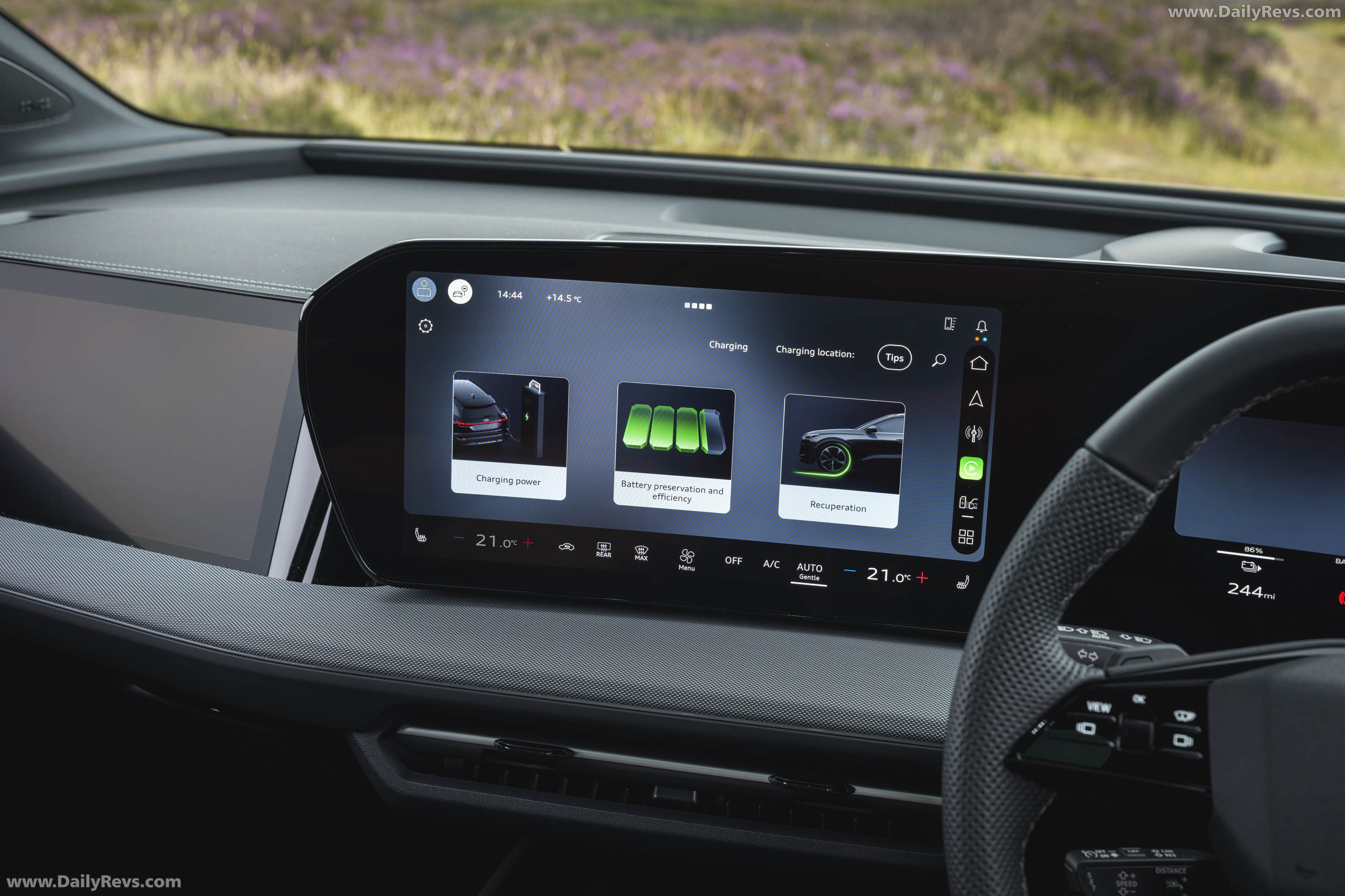 2027 Audi Q4 e-tron Sportback F4 UK Version Interior