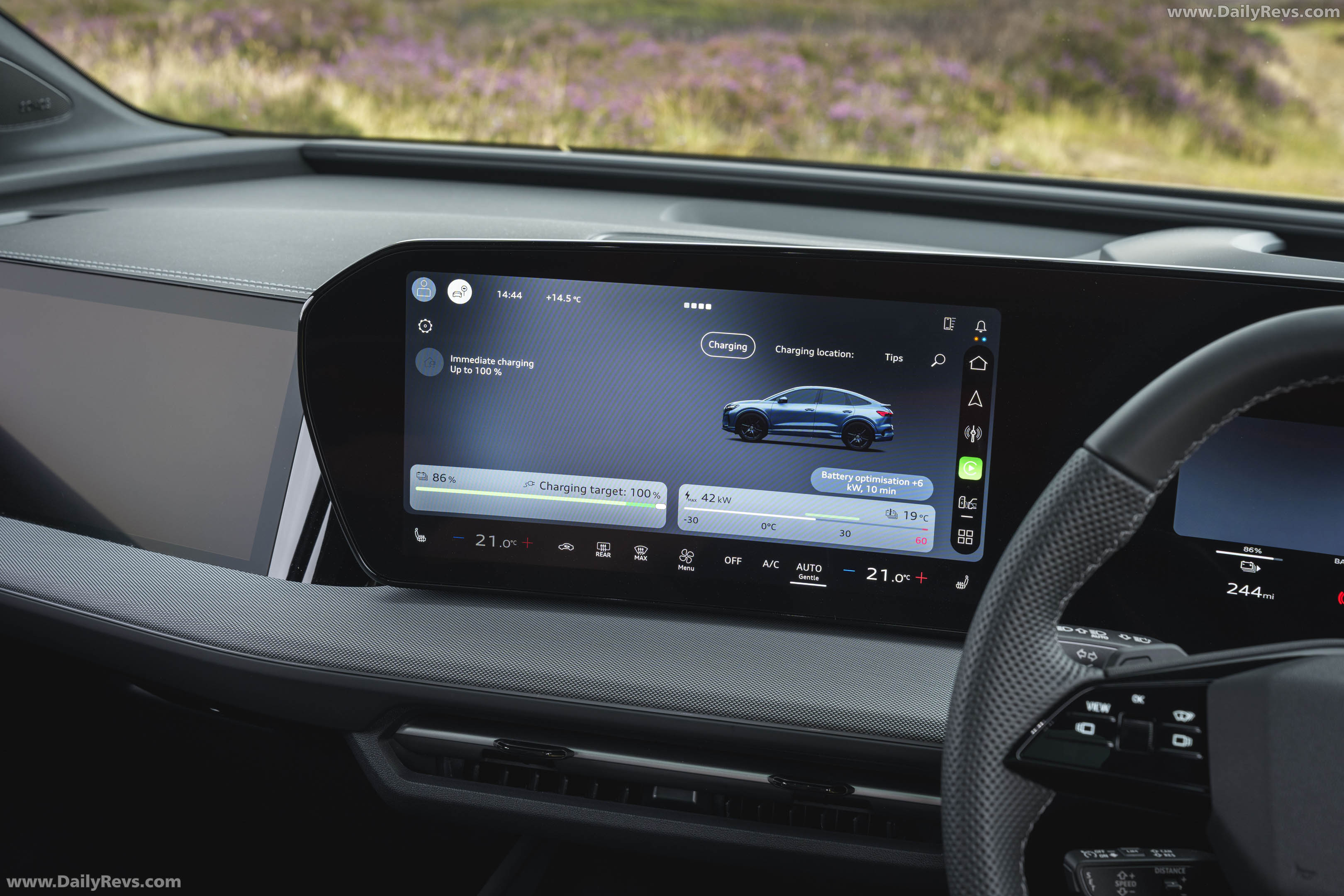 2027 Audi Q4 e-tron Sportback F4 UK Version Interior
