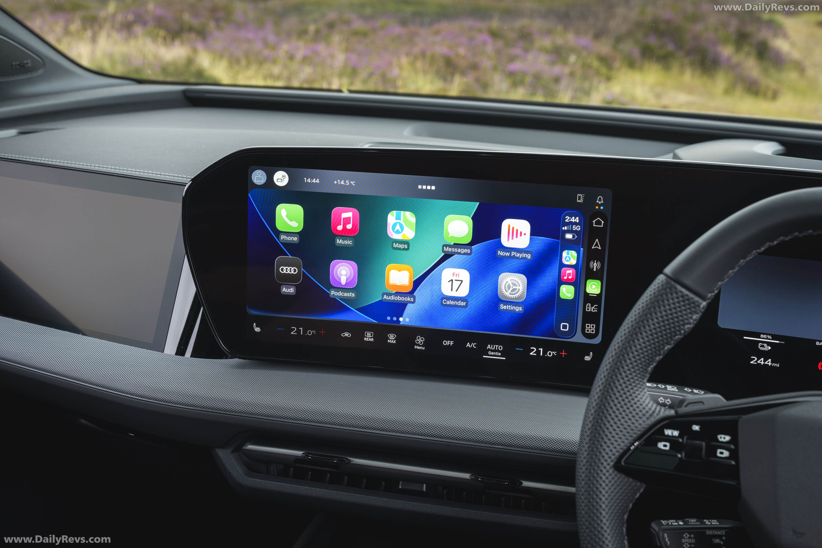 2027 Audi Q4 e-tron Sportback F4 UK Version Interior