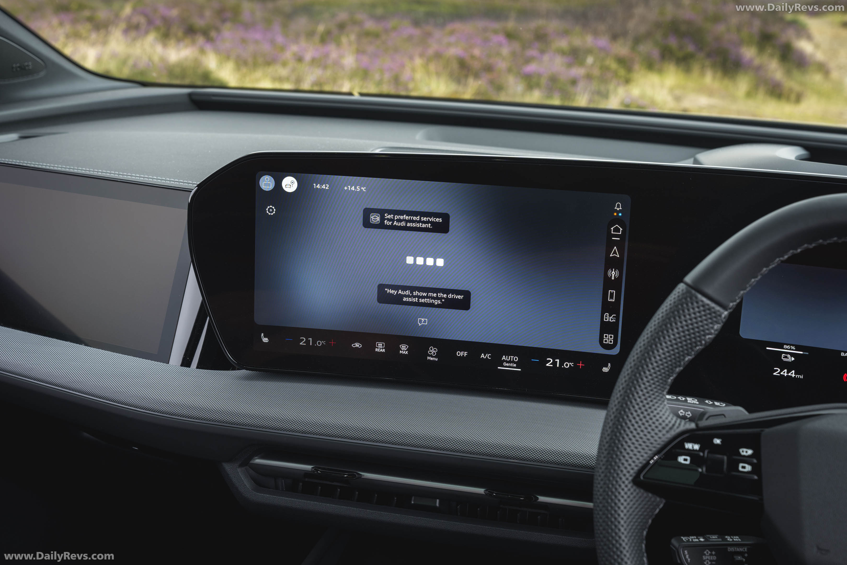2027 Audi Q4 e-tron Sportback F4 UK Version Interior