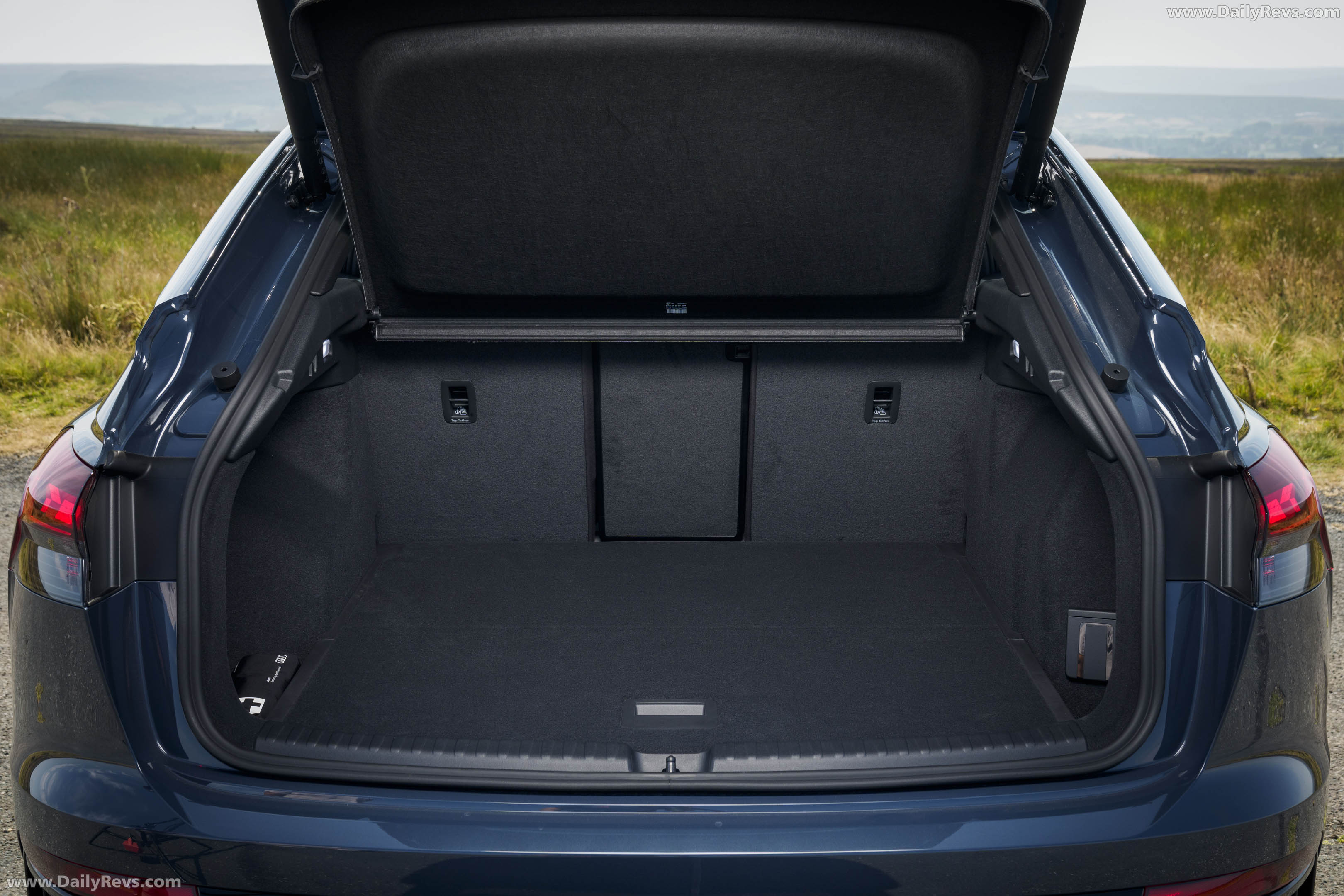 2027 Audi Q4 e-tron Sportback F4 UK Version Interior