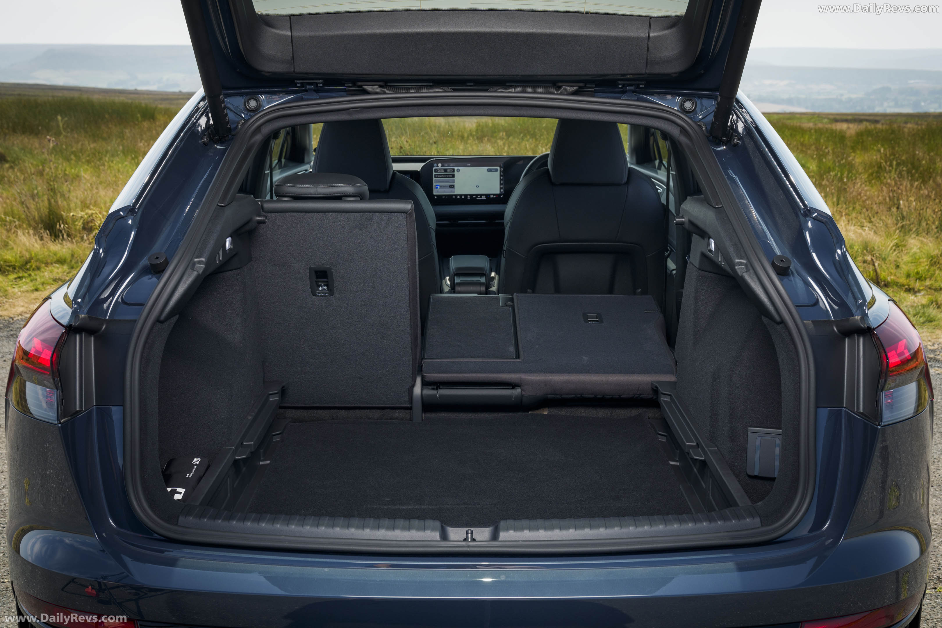 2027 Audi Q4 e-tron Sportback F4 UK Version Interior