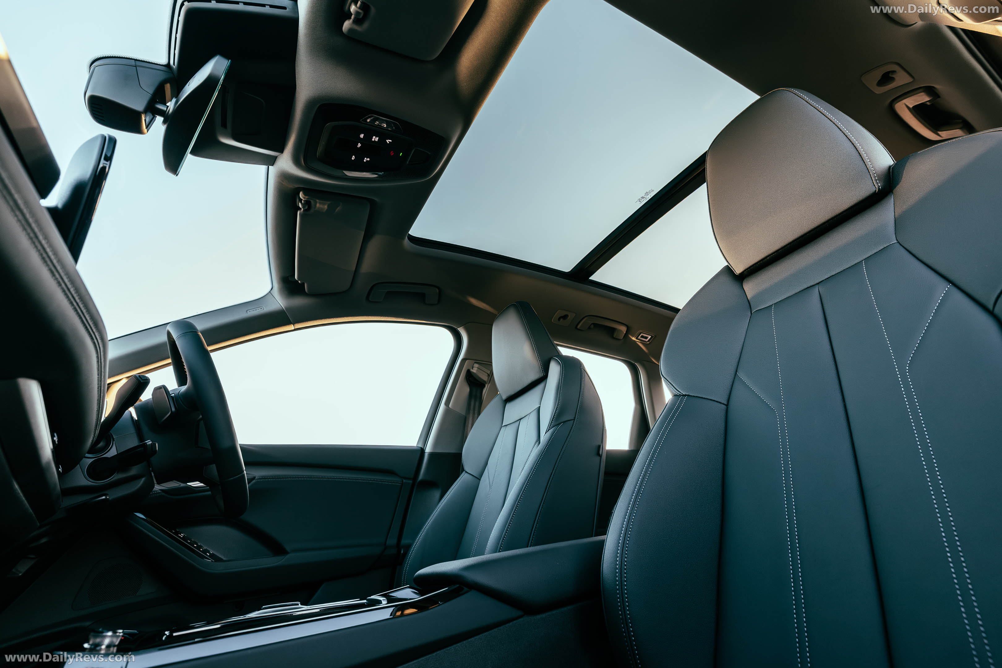 2026 Audi Q6 e-tron Sport Edition AU516 Interior