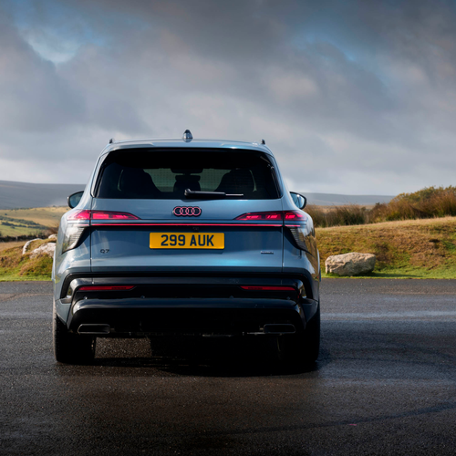 2027 Audi Q7 4M UK Version Rear View