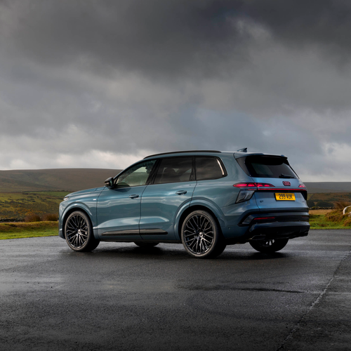 2027 Audi Q7 4M UK Version Rear View