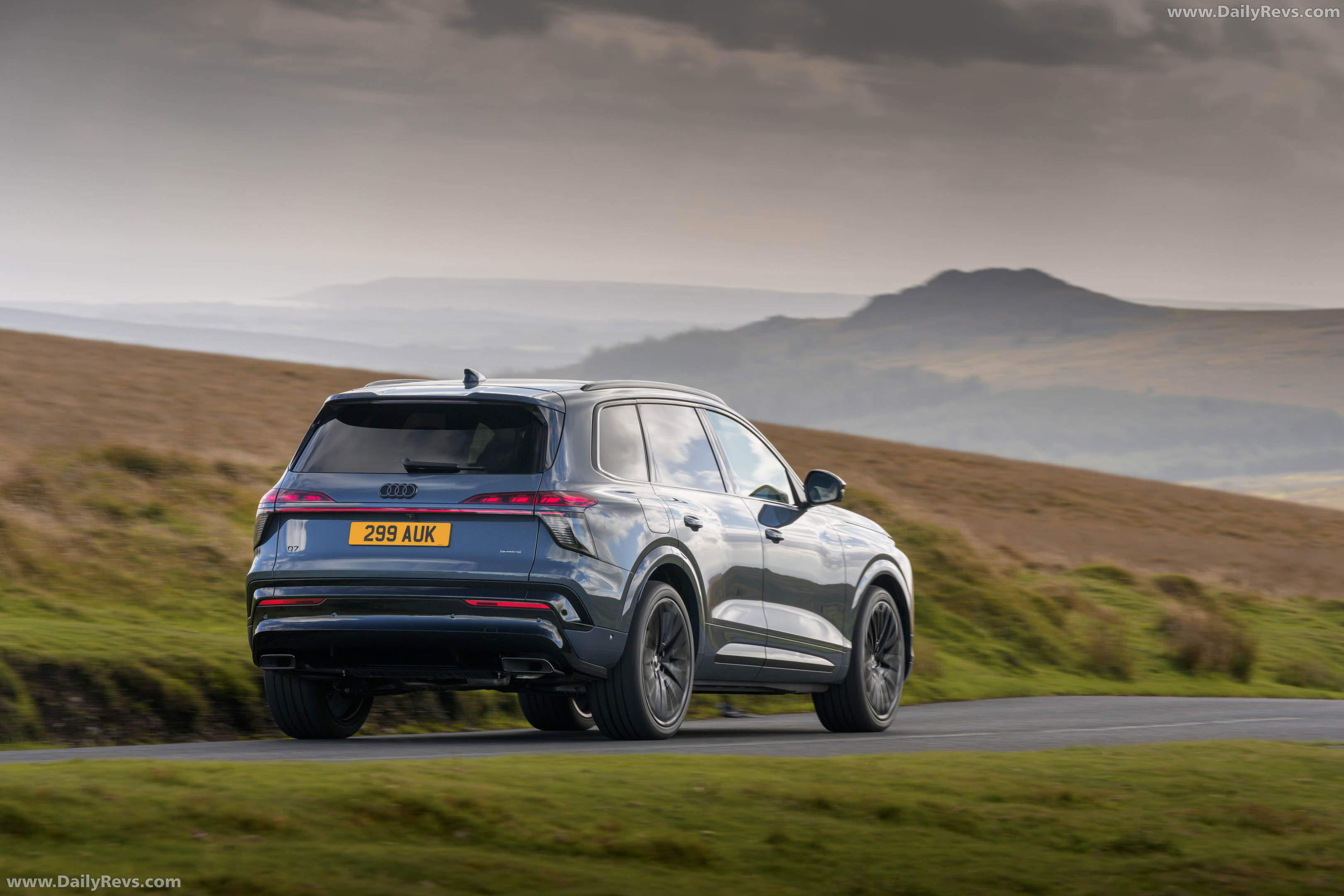 2027 Audi Q7 4M UK Version Rear View