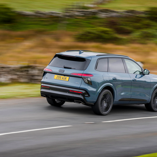 2027 Audi Q7 4M UK Version Rear View