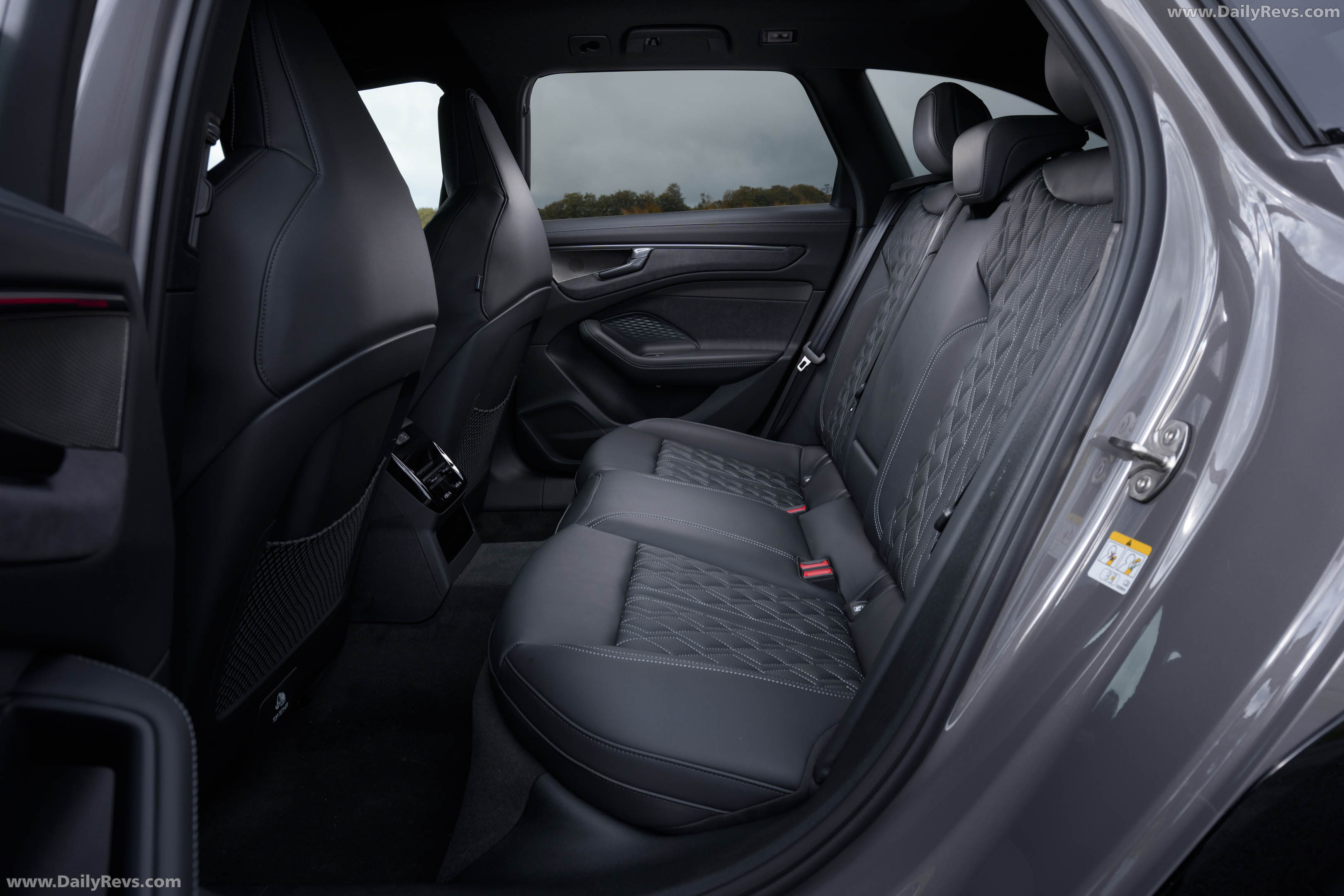 2027 Audi Q7 4M UK Version Interior