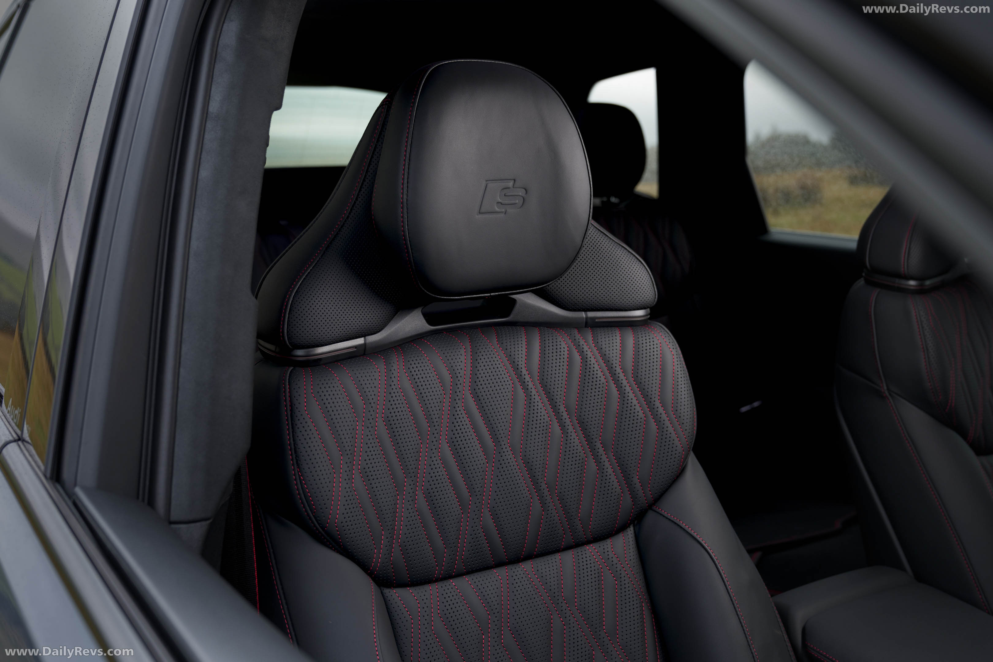 2027 Audi Q7 4M UK Version Interior