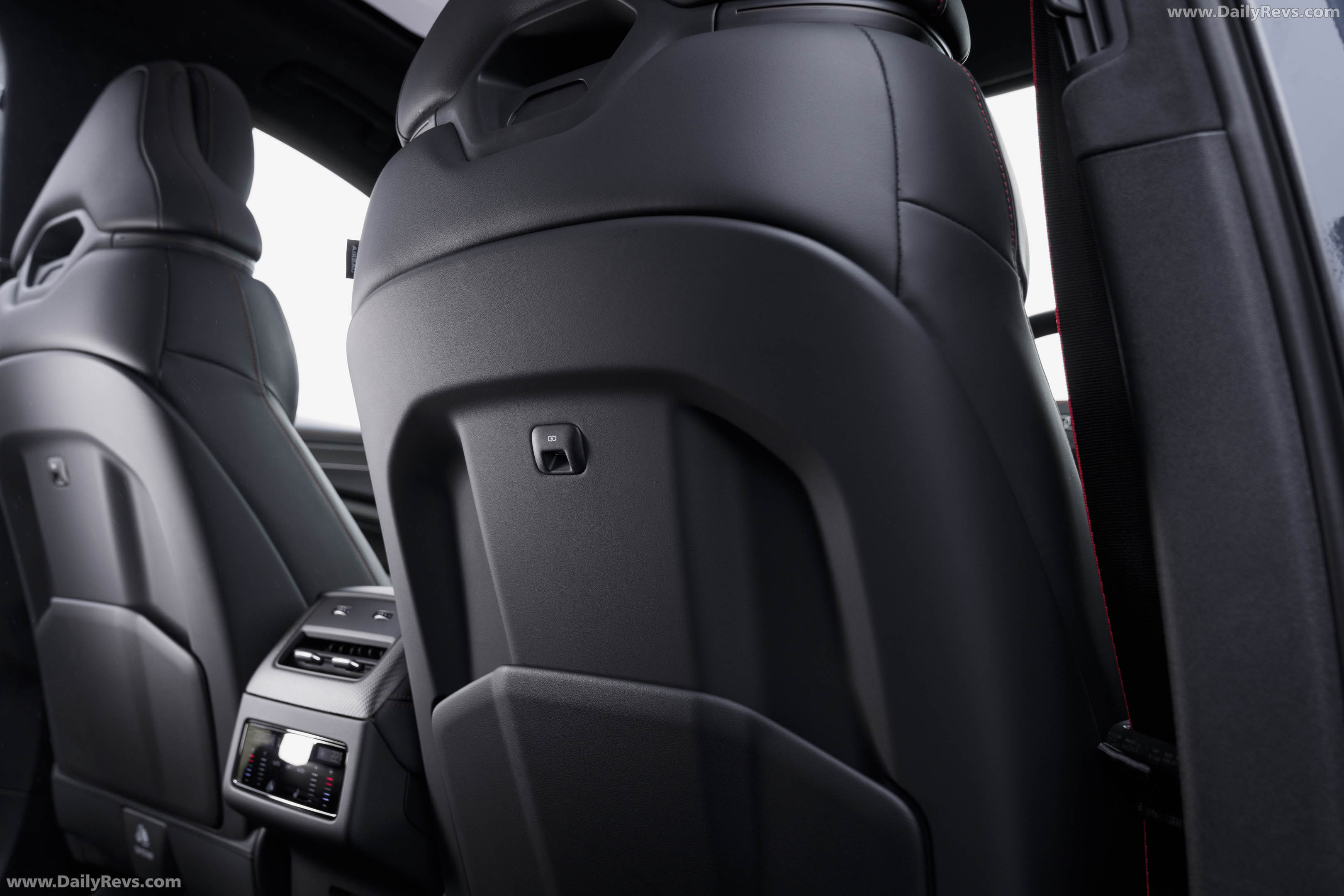 2027 Audi Q7 4M UK Version Interior