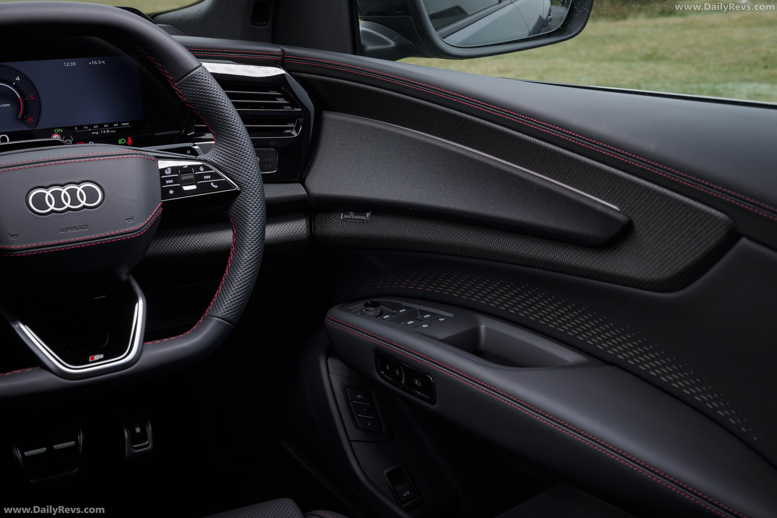 2027 Audi Q7 4M UK Version Interior