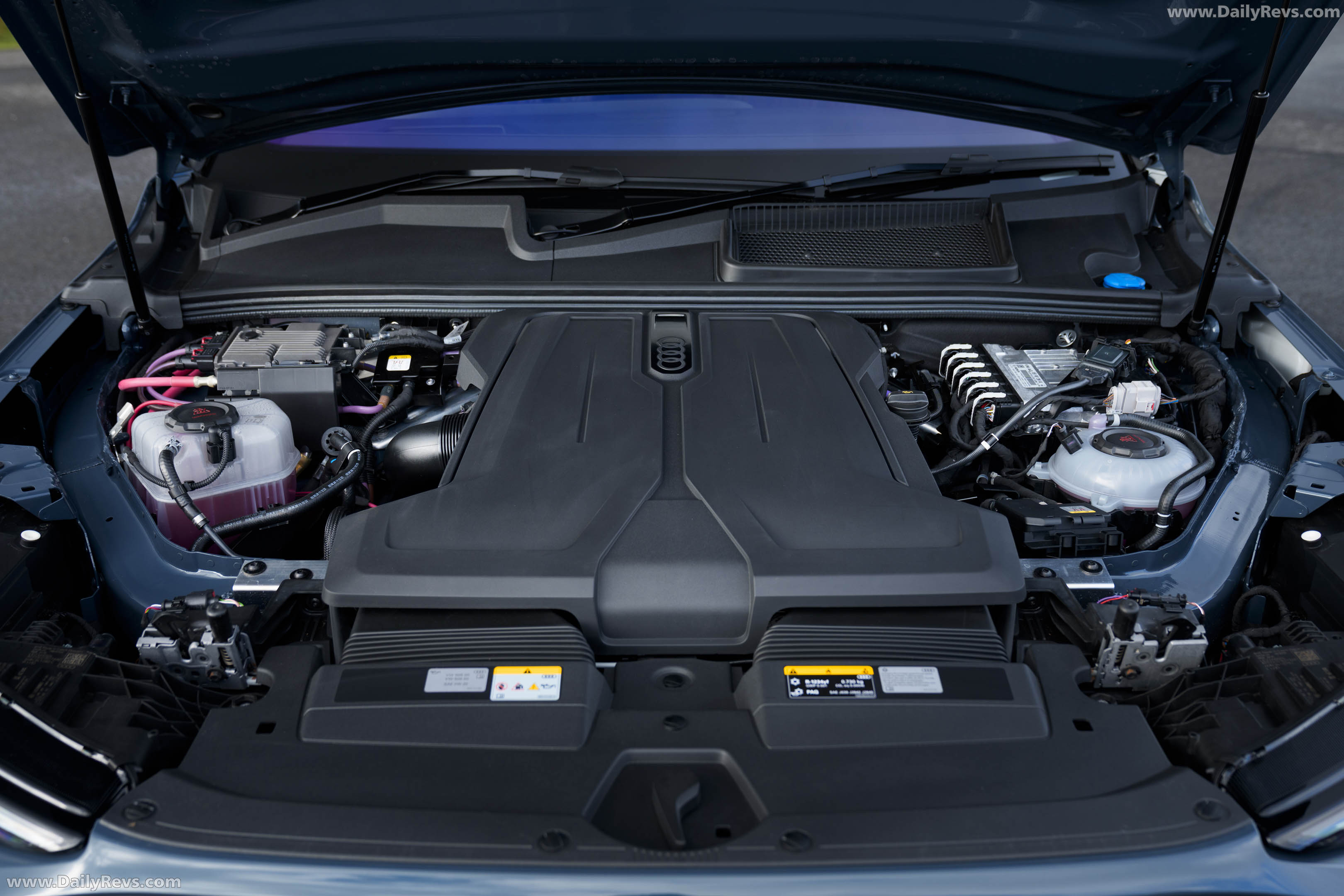 2027 Audi Q7 4M UK Version Engine