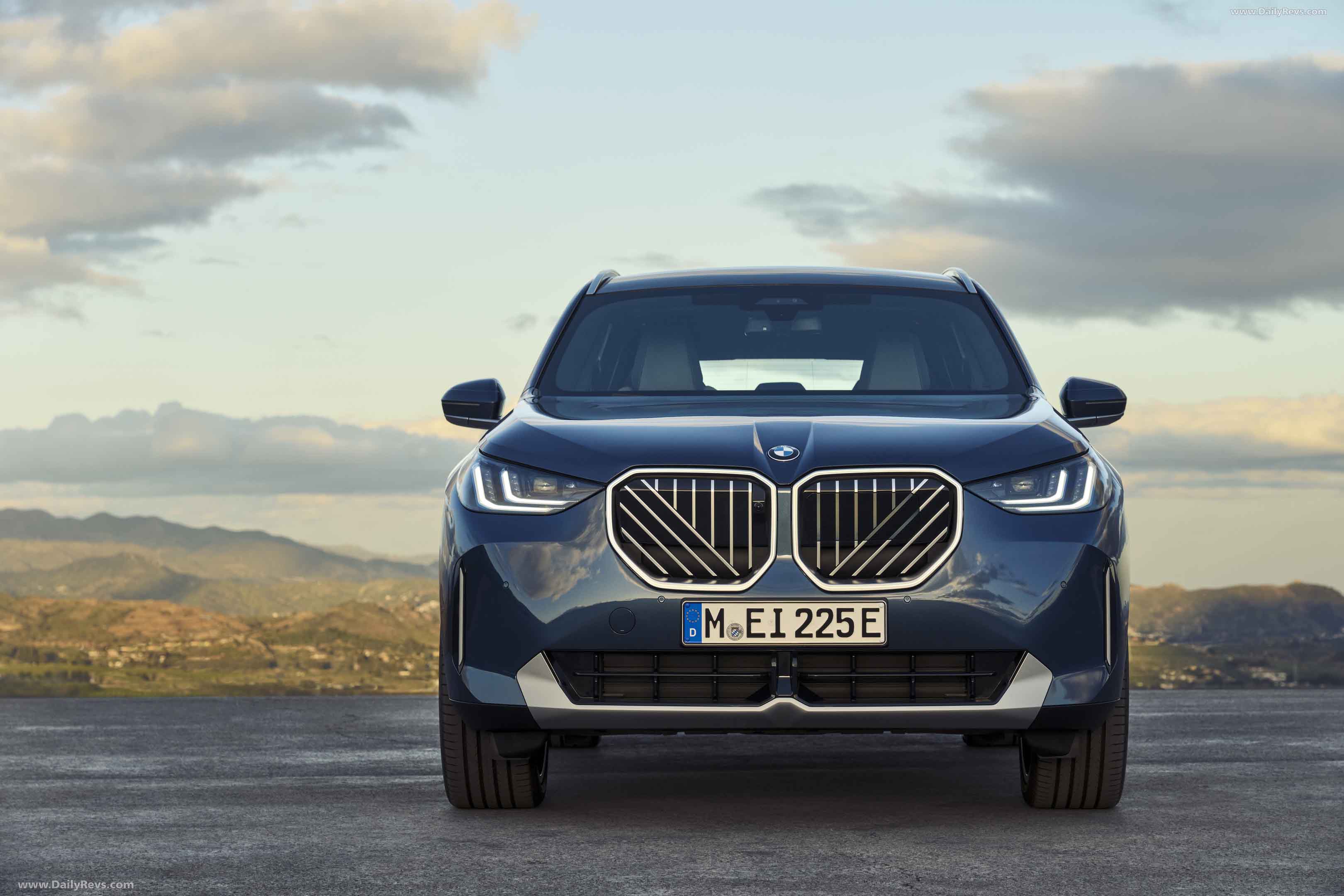 2025 BMW X3 30e XDrive G45 Stunning HD Photos Videos Specs 2025 BMW X3 30e XDrive G45 Stunning HD Photos Videos Specs