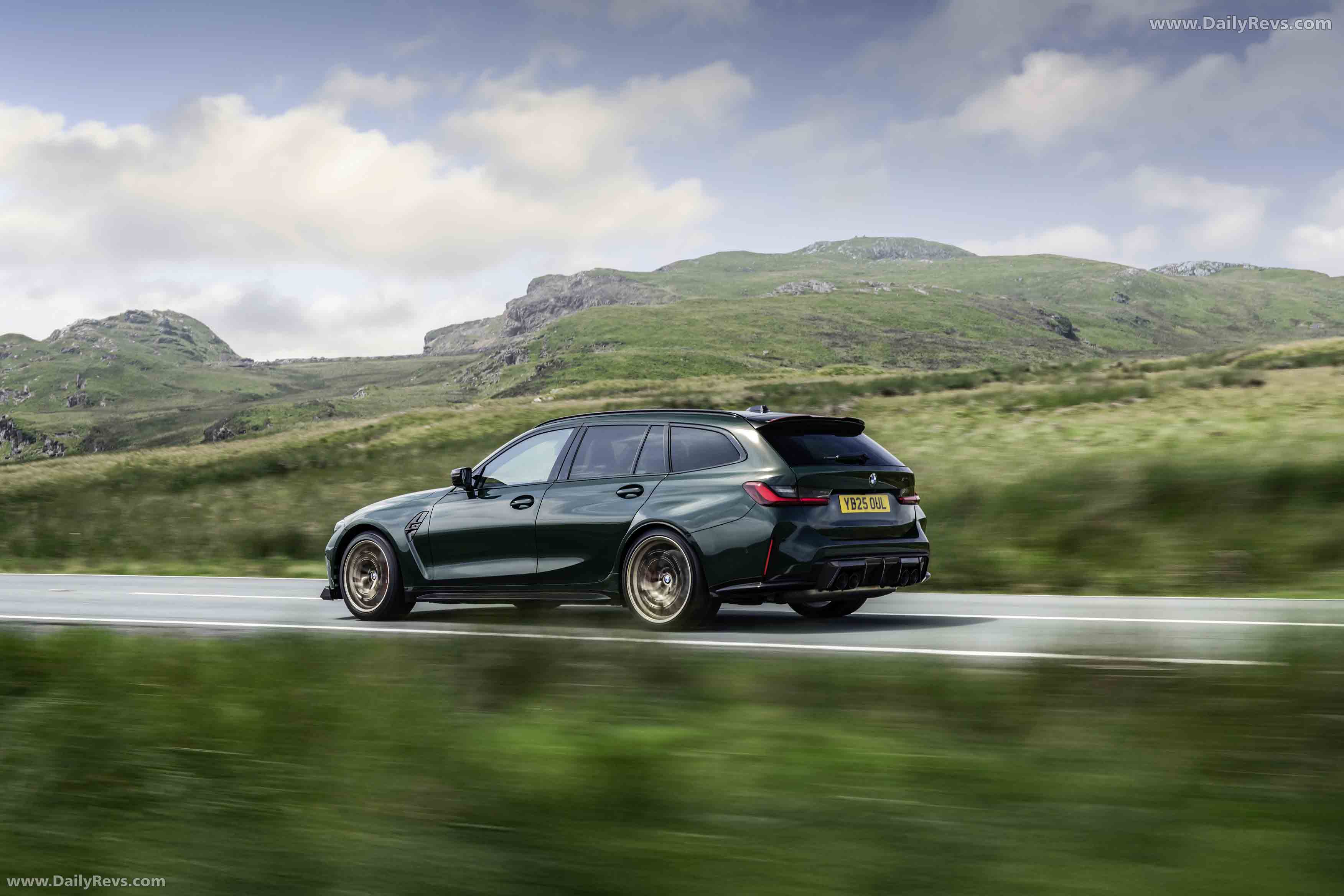 2025 BMW M3 CS Touring G81 UK Version Rear View