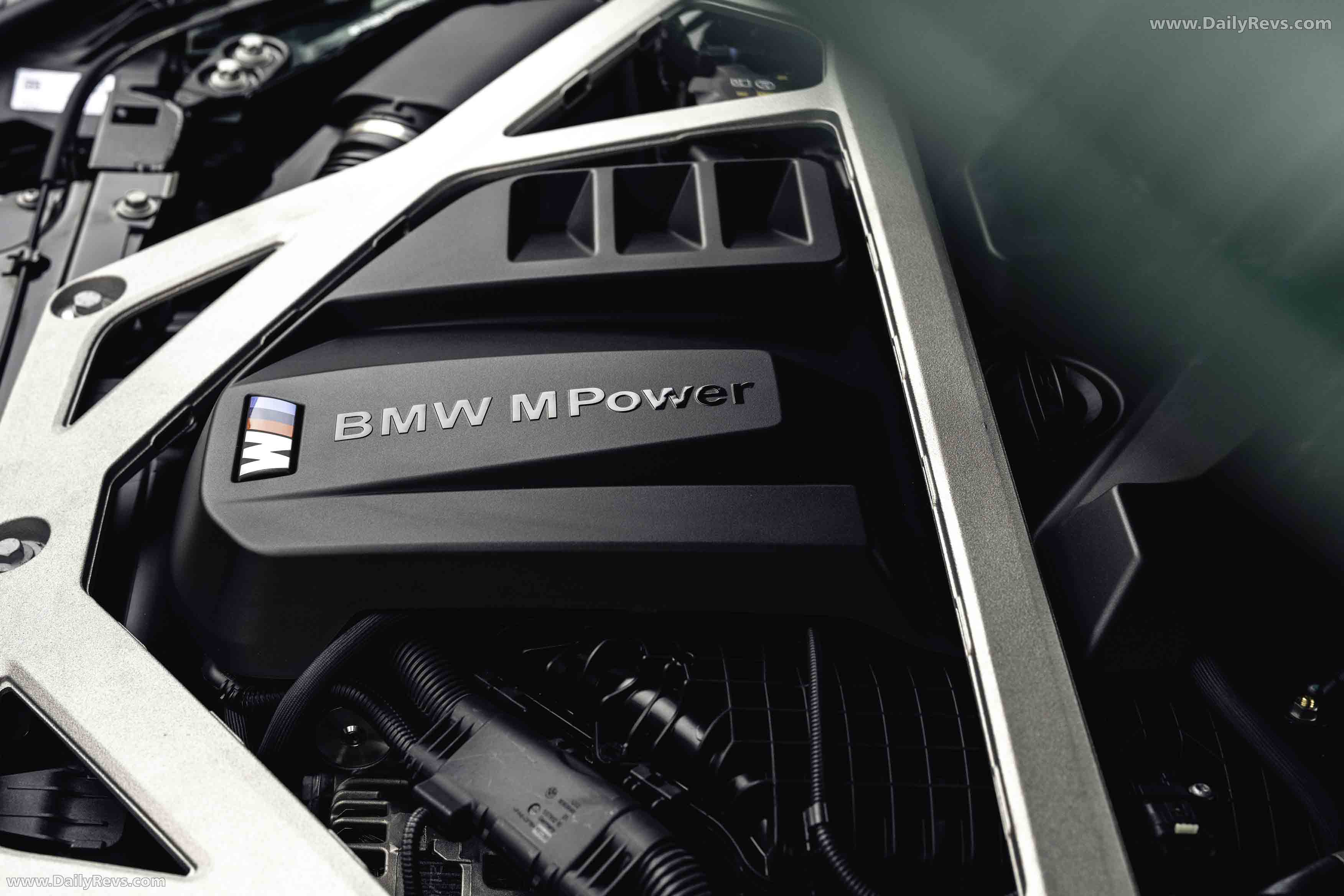 2025 BMW M3 CS Touring G81 UK Version Engine