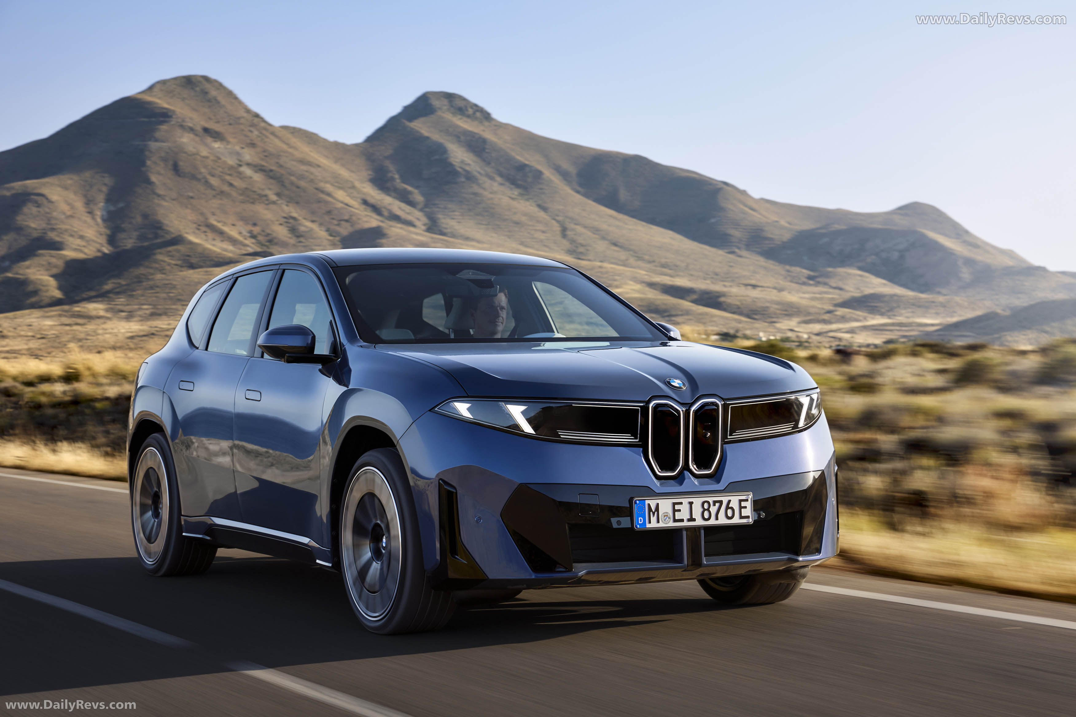 2026 BMW iX3 50 xDrive NA5 Front View