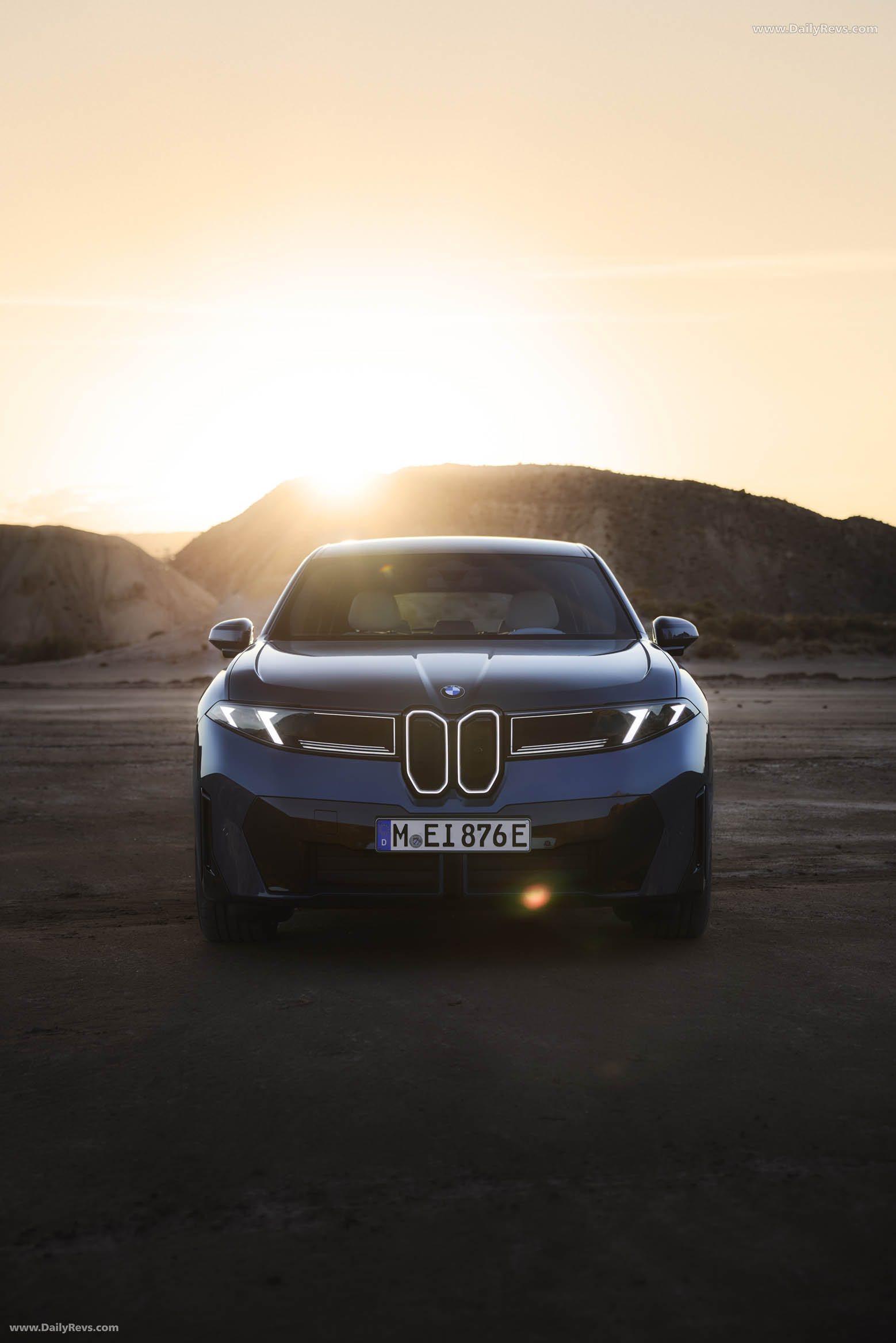 2026 BMW iX3 50 xDrive NA5 Front View
