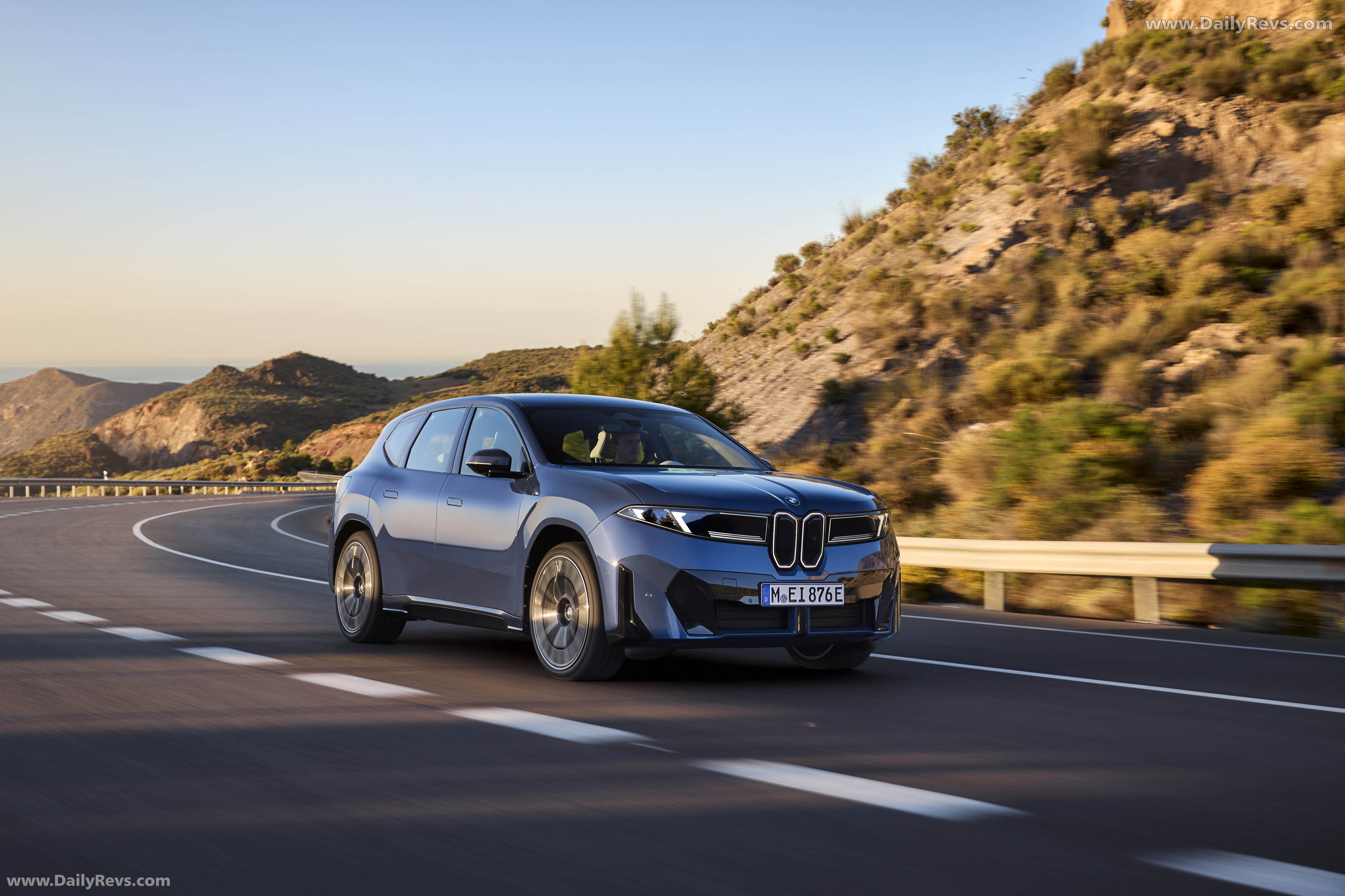 2026 BMW iX3 50 xDrive NA5 Front View