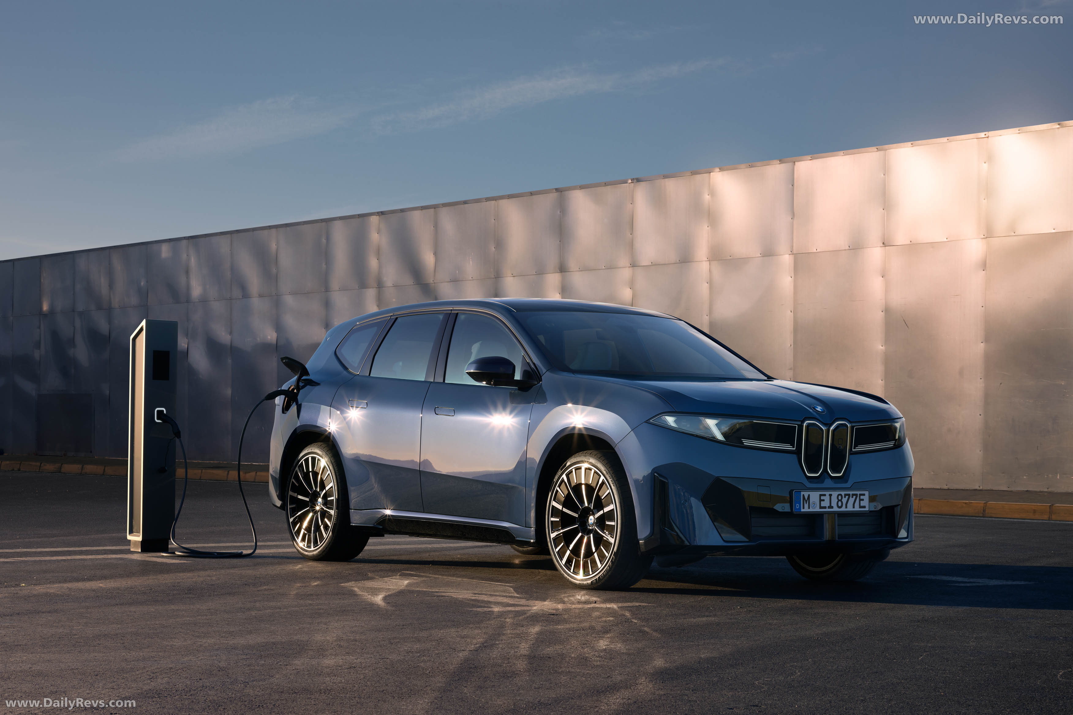 2026 BMW iX3 50 xDrive NA5 Front View