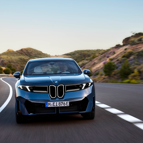 2026 BMW iX3 50 xDrive NA5 Front View
