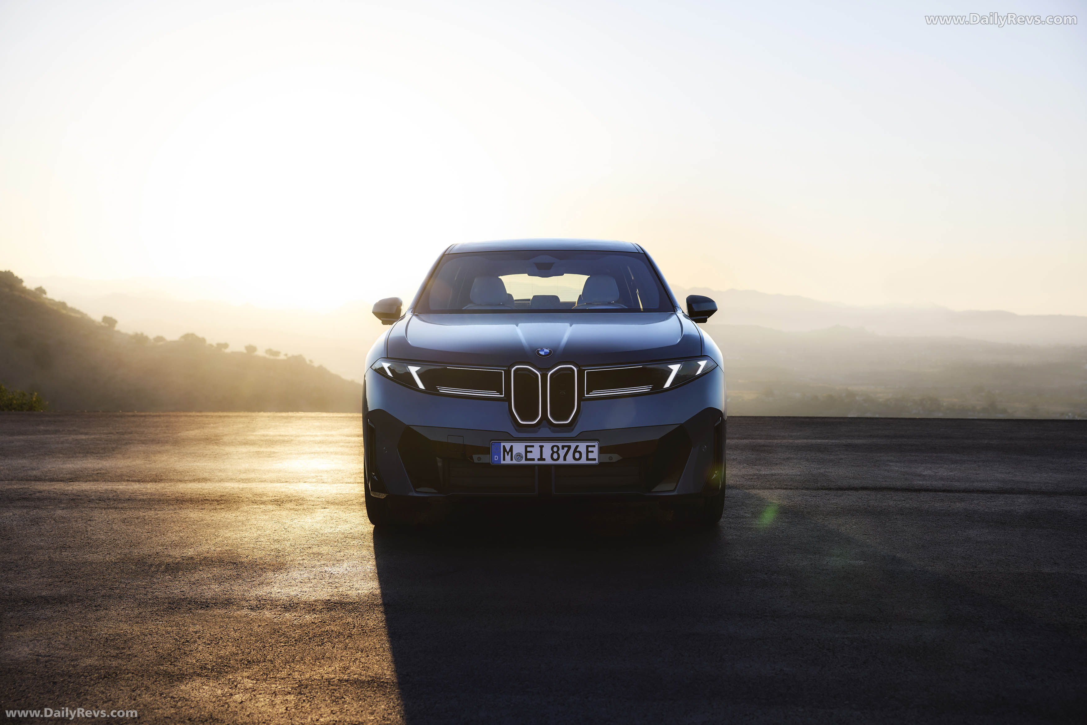 2026 BMW iX3 50 xDrive NA5 Front View